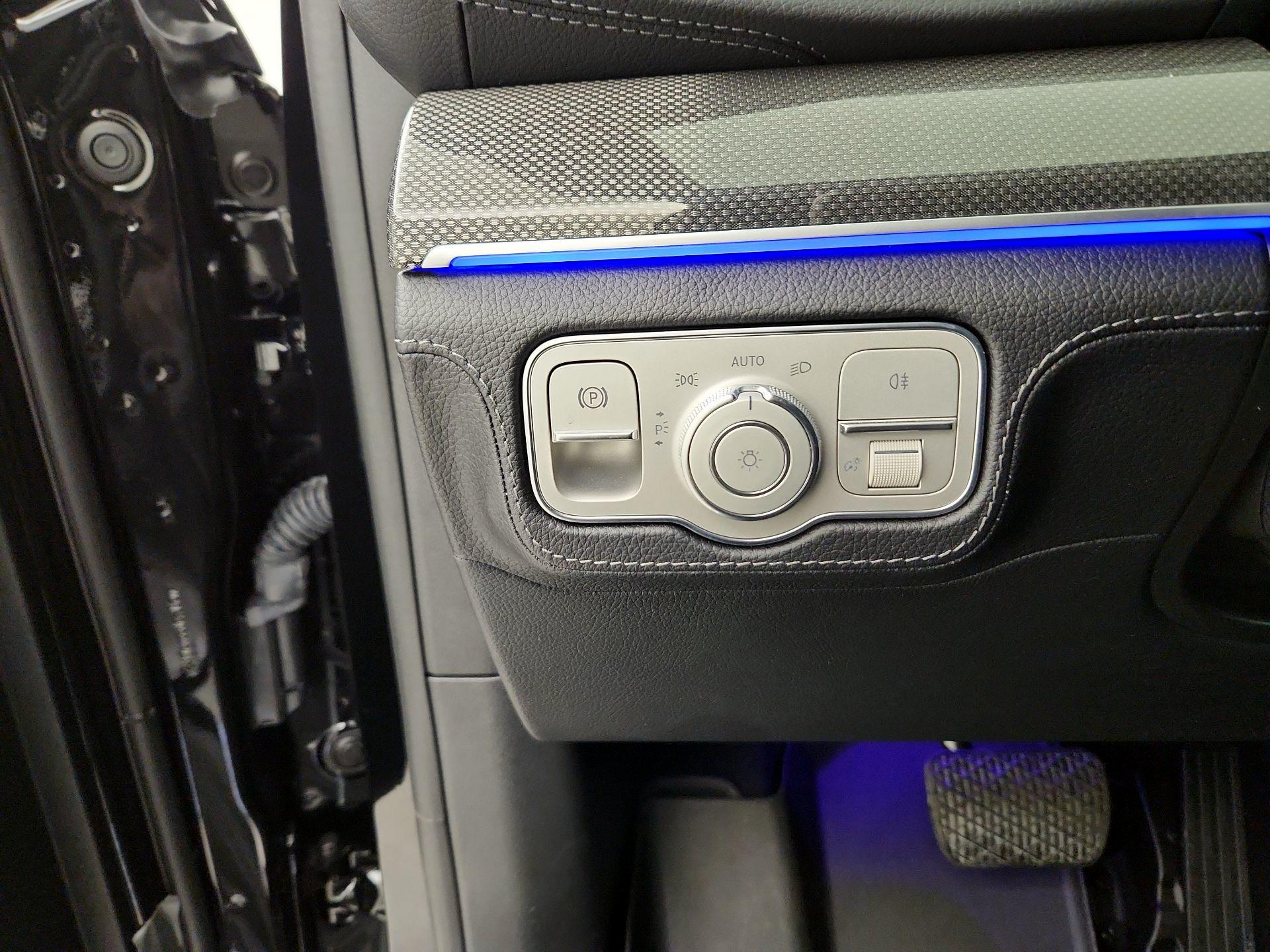 Thumbnail: 2021 Mercedes-Benz GLE - 11