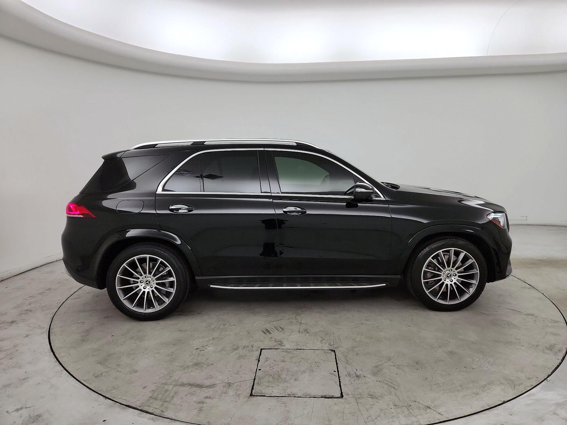 Thumbnail: 2021 Mercedes-Benz GLE - 4