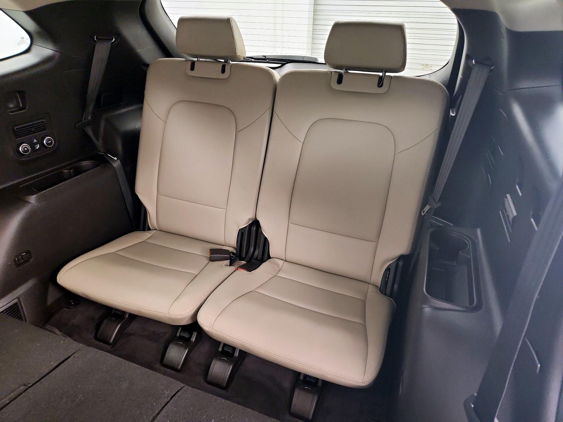 Thumbnail: 2019 Hyundai Santa Fe - 20