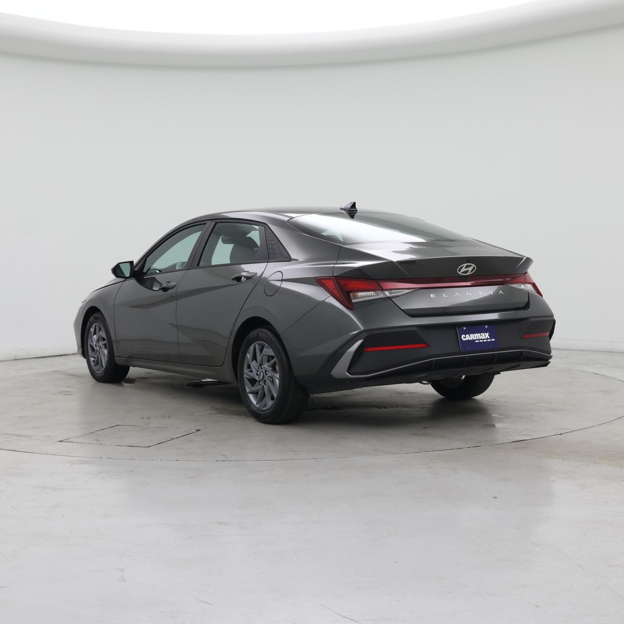 Thumbnail: 2024 Hyundai Elantra - 2