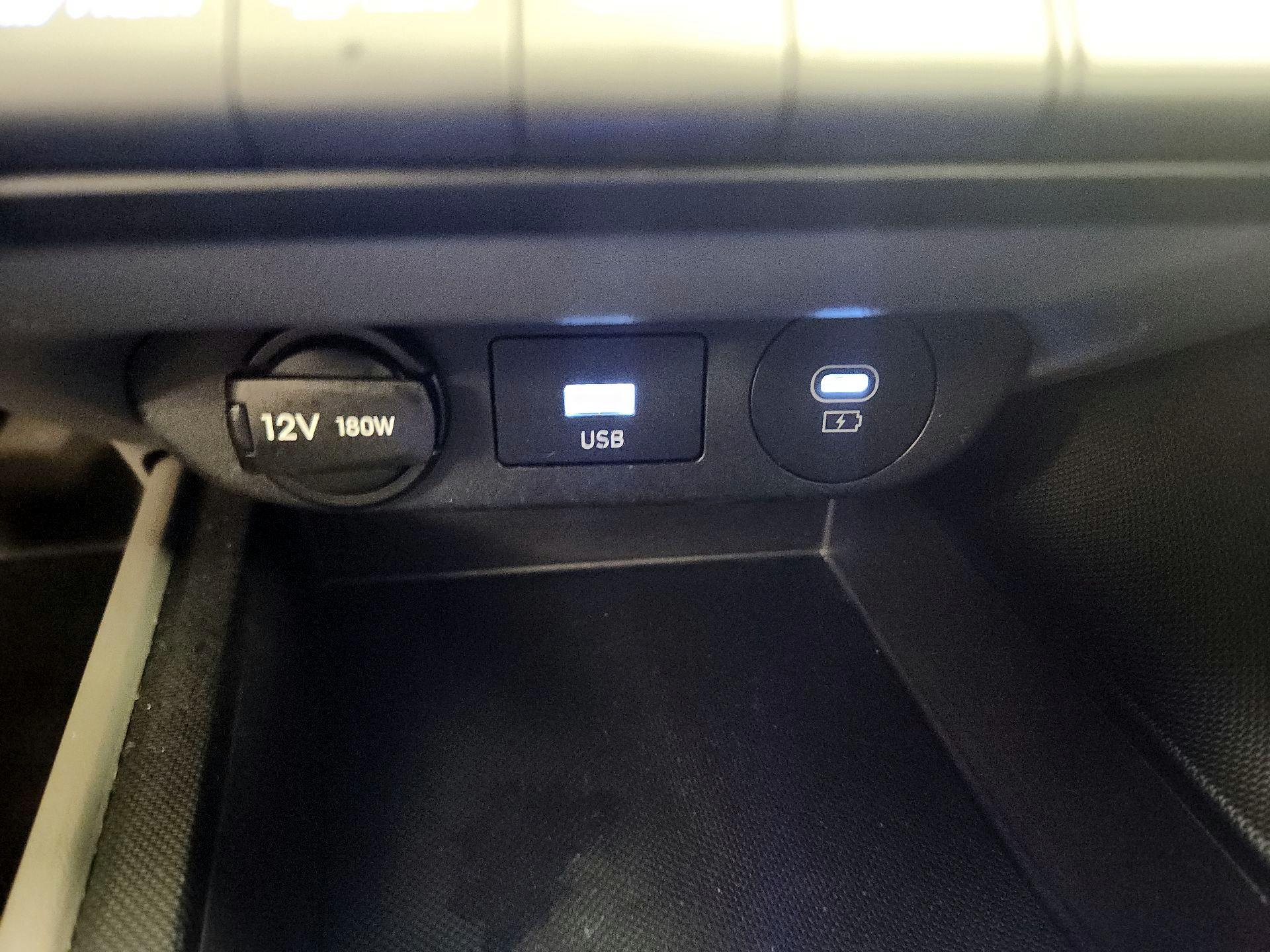 Thumbnail: 2024 Hyundai Elantra - 19