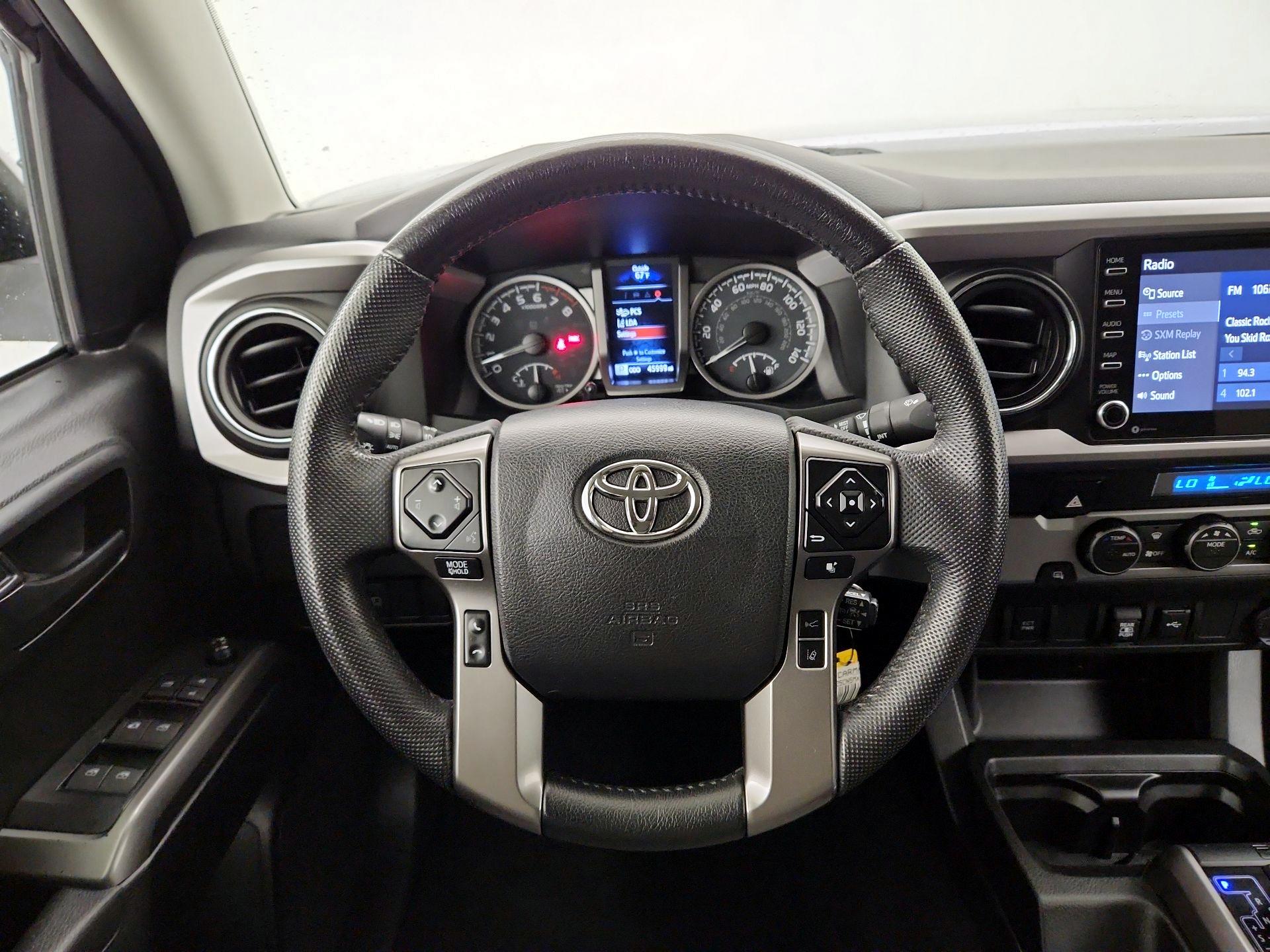 Thumbnail: 2021 Toyota Tacoma - 10