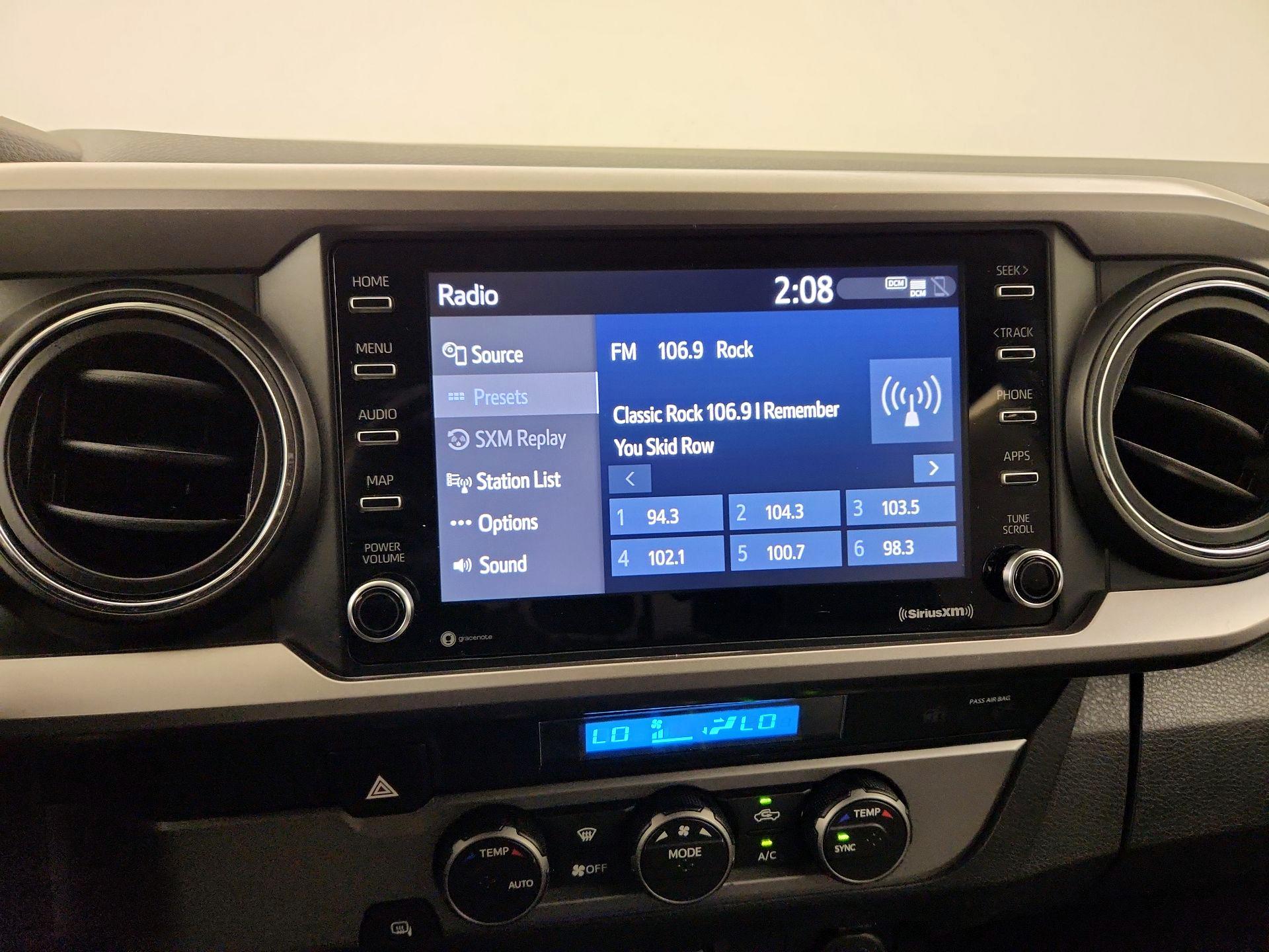 Thumbnail: 2021 Toyota Tacoma - 15