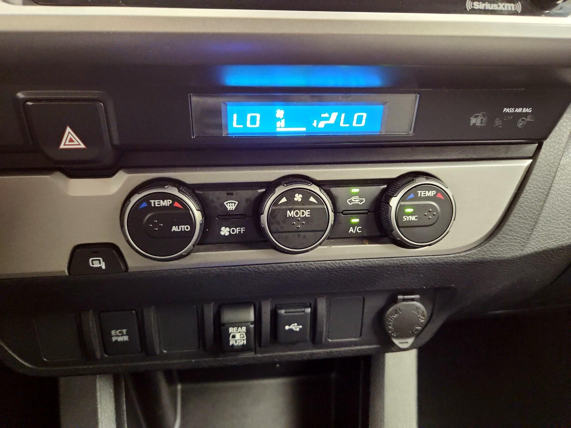 Thumbnail: 2021 Toyota Tacoma - 16