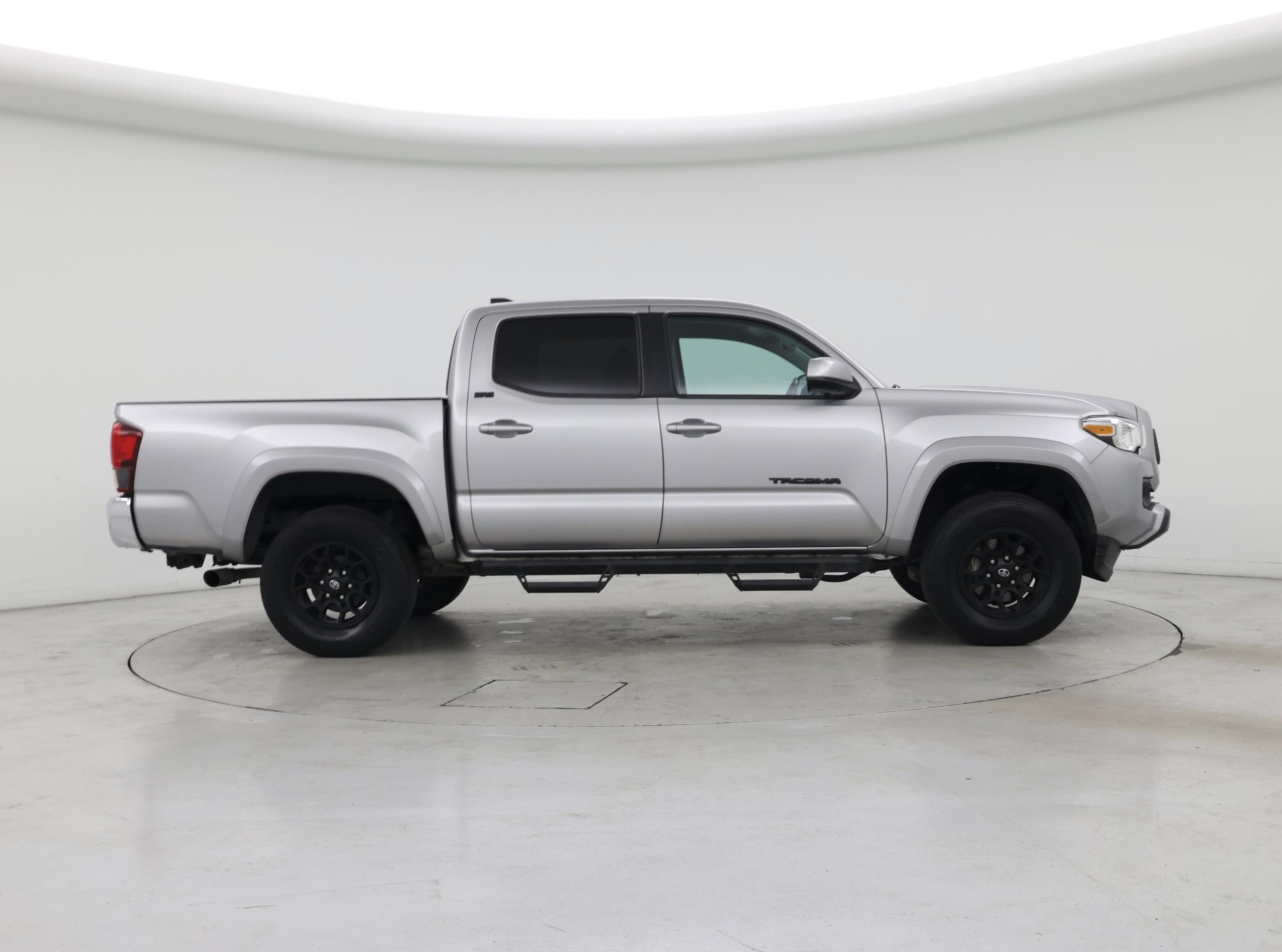 Thumbnail: 2021 Toyota Tacoma - 7