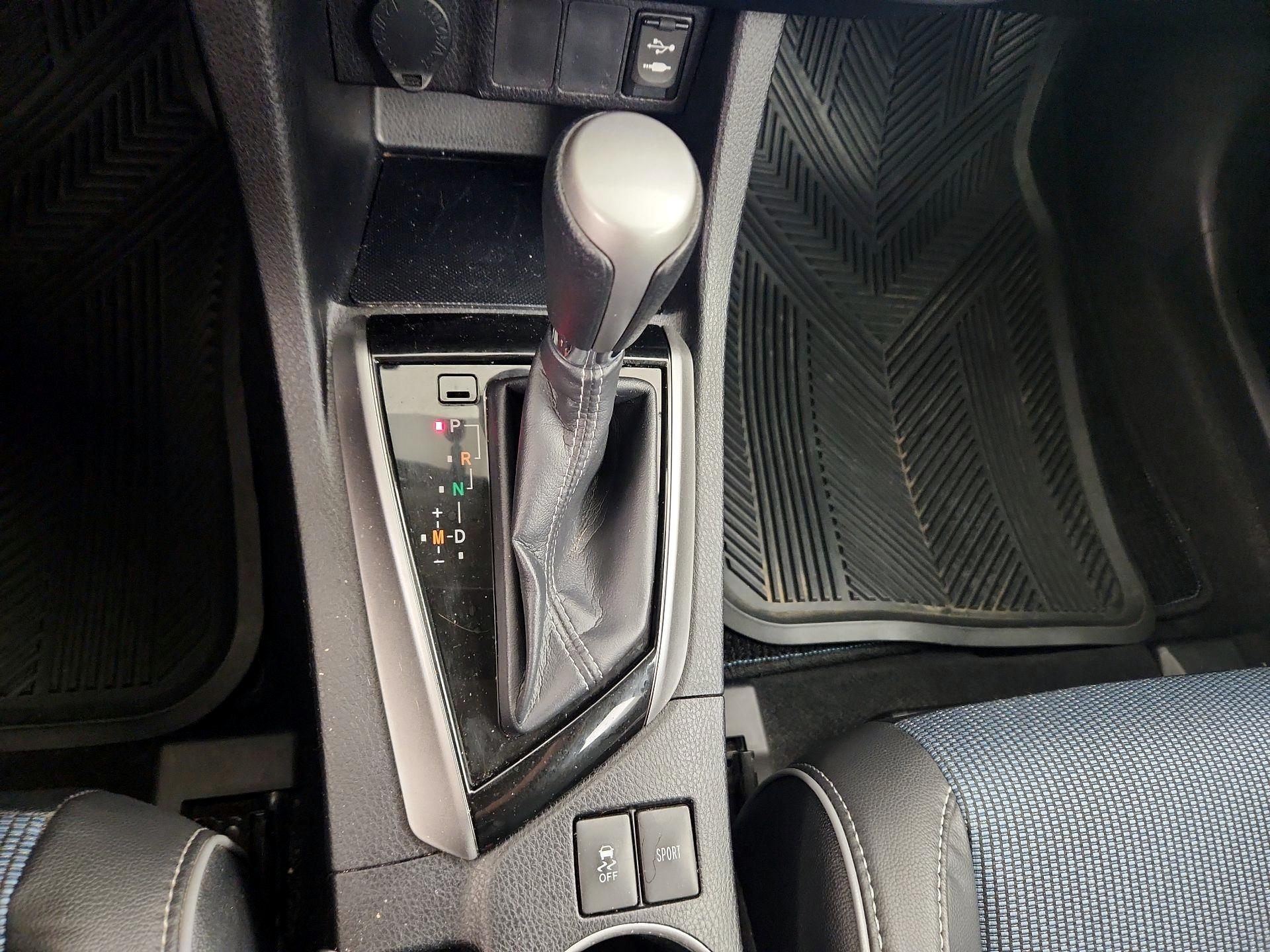 Thumbnail: 2016 Toyota Corolla - 17