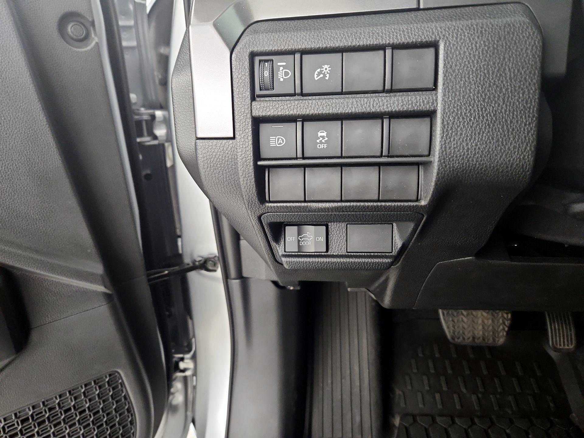 Thumbnail: 2025 Toyota Tacoma - 13