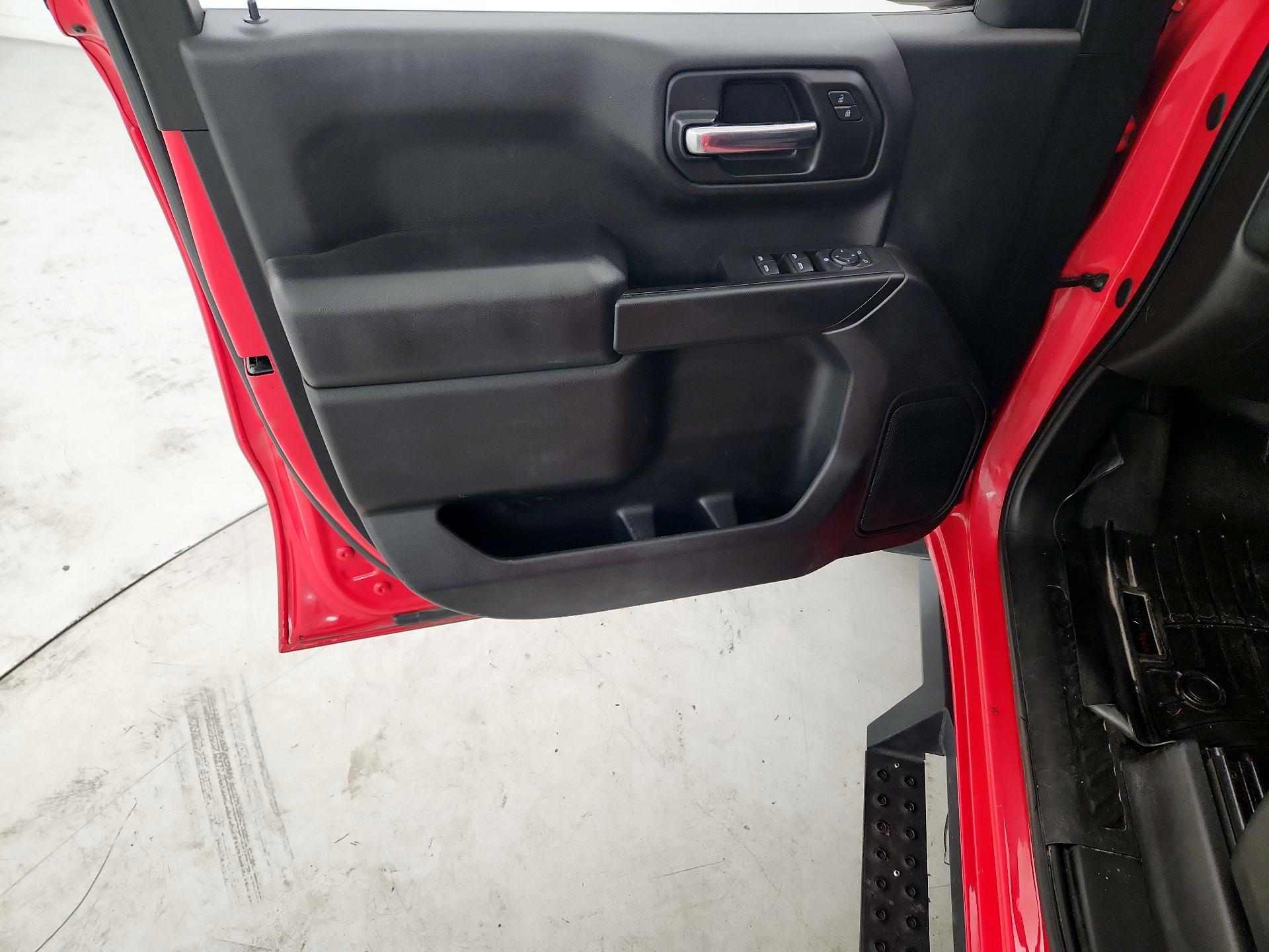 Thumbnail: 2020 Chevrolet Silverado 1500 - 12