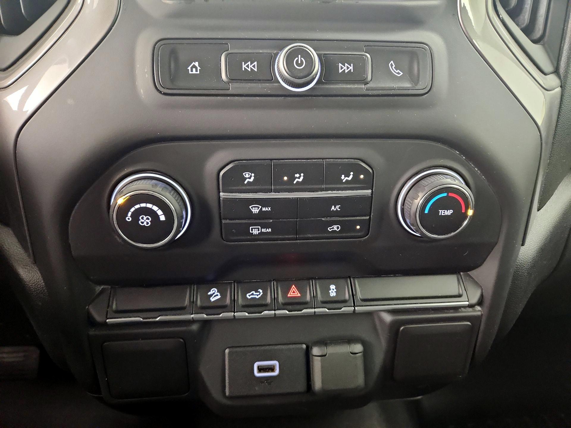 Thumbnail: 2020 Chevrolet Silverado 1500 - 16