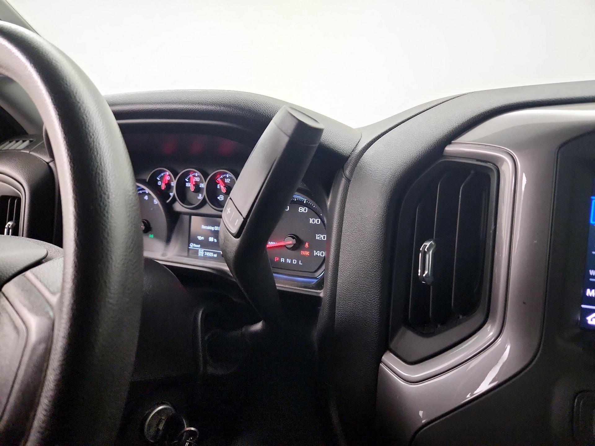 Thumbnail: 2020 Chevrolet Silverado 1500 - 17