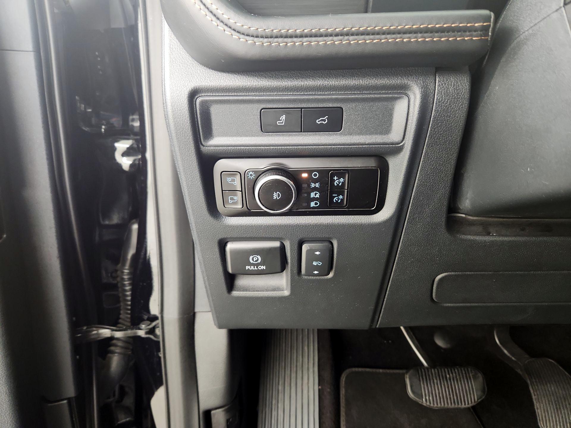 Thumbnail: 2023 Ford Expedition - 13