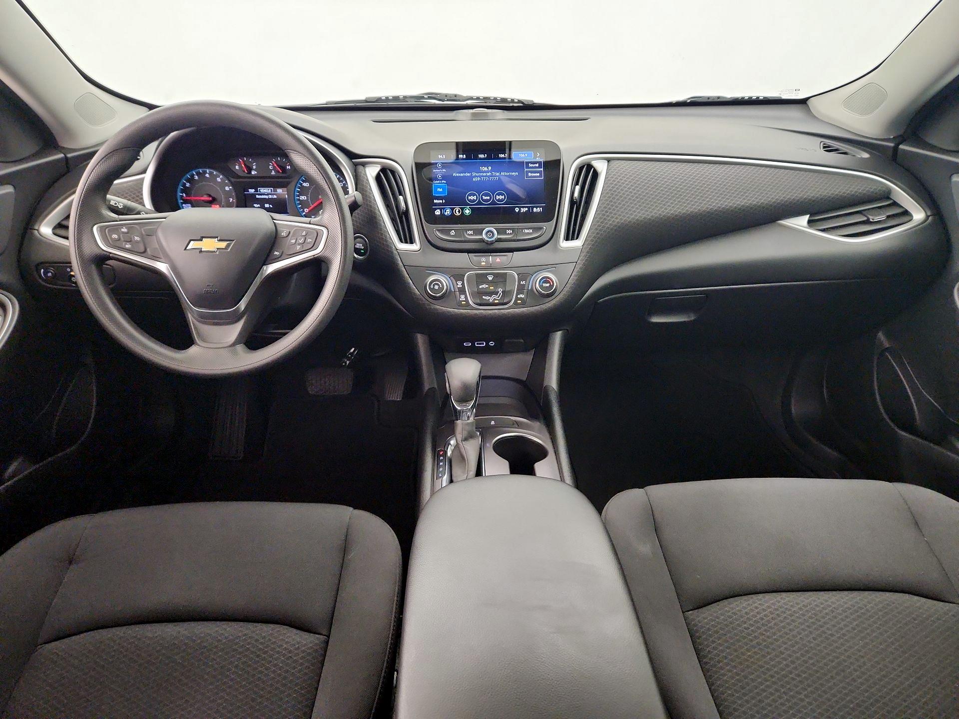 Thumbnail: 2022 Chevrolet Malibu - 9