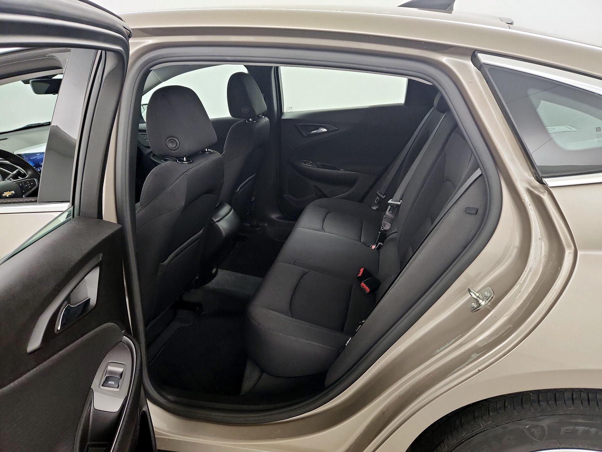 Thumbnail: 2022 Chevrolet Malibu - 19