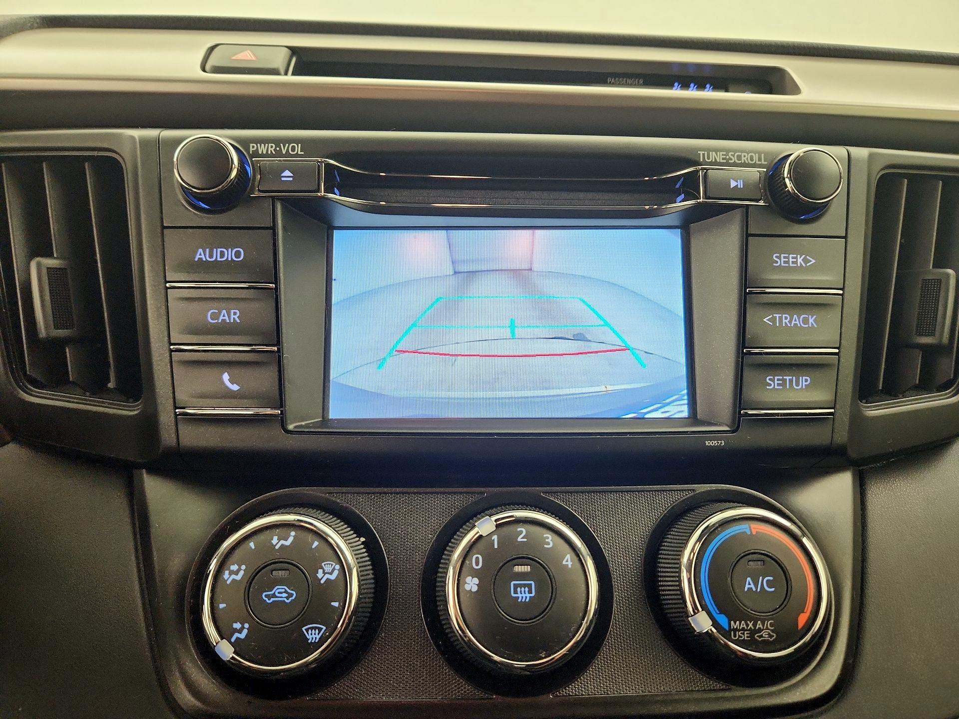 Thumbnail: 2018 Toyota RAV4 - 14