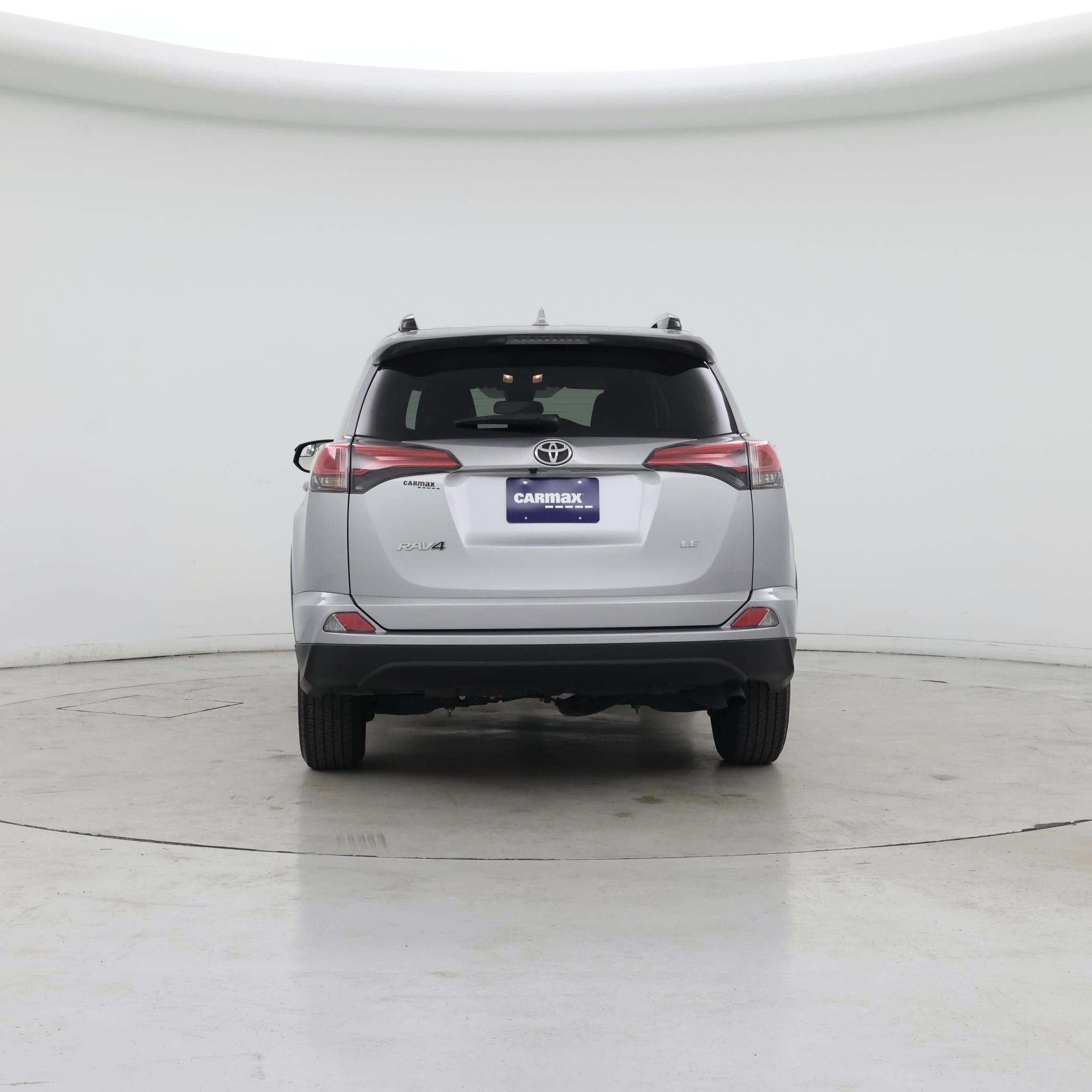 Thumbnail: 2018 Toyota RAV4 - 6