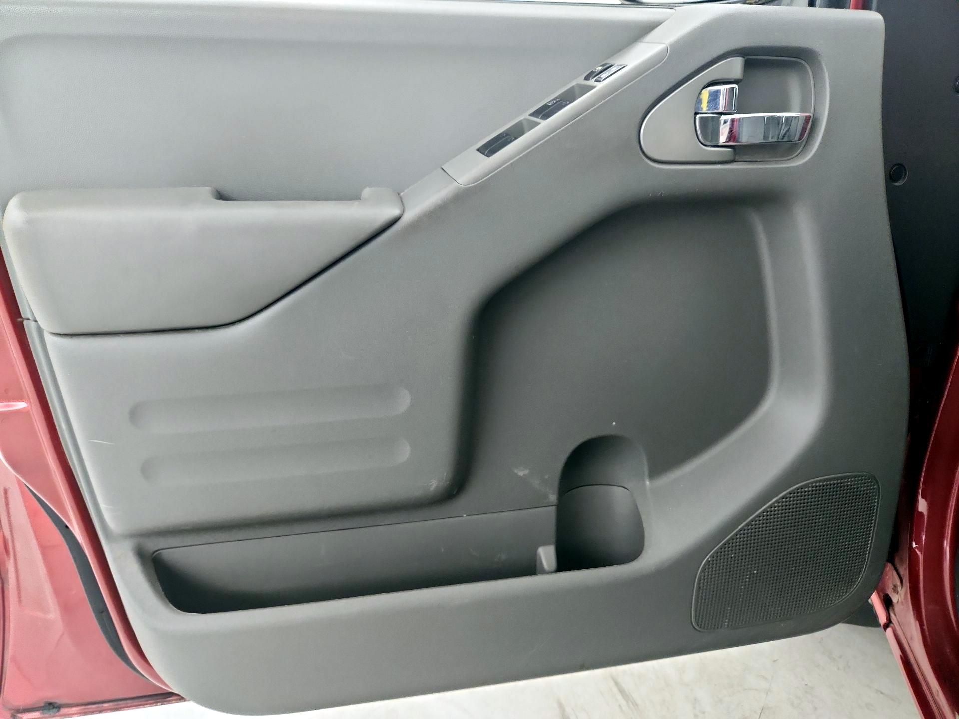 Thumbnail: 2020 Nissan Frontier - 12