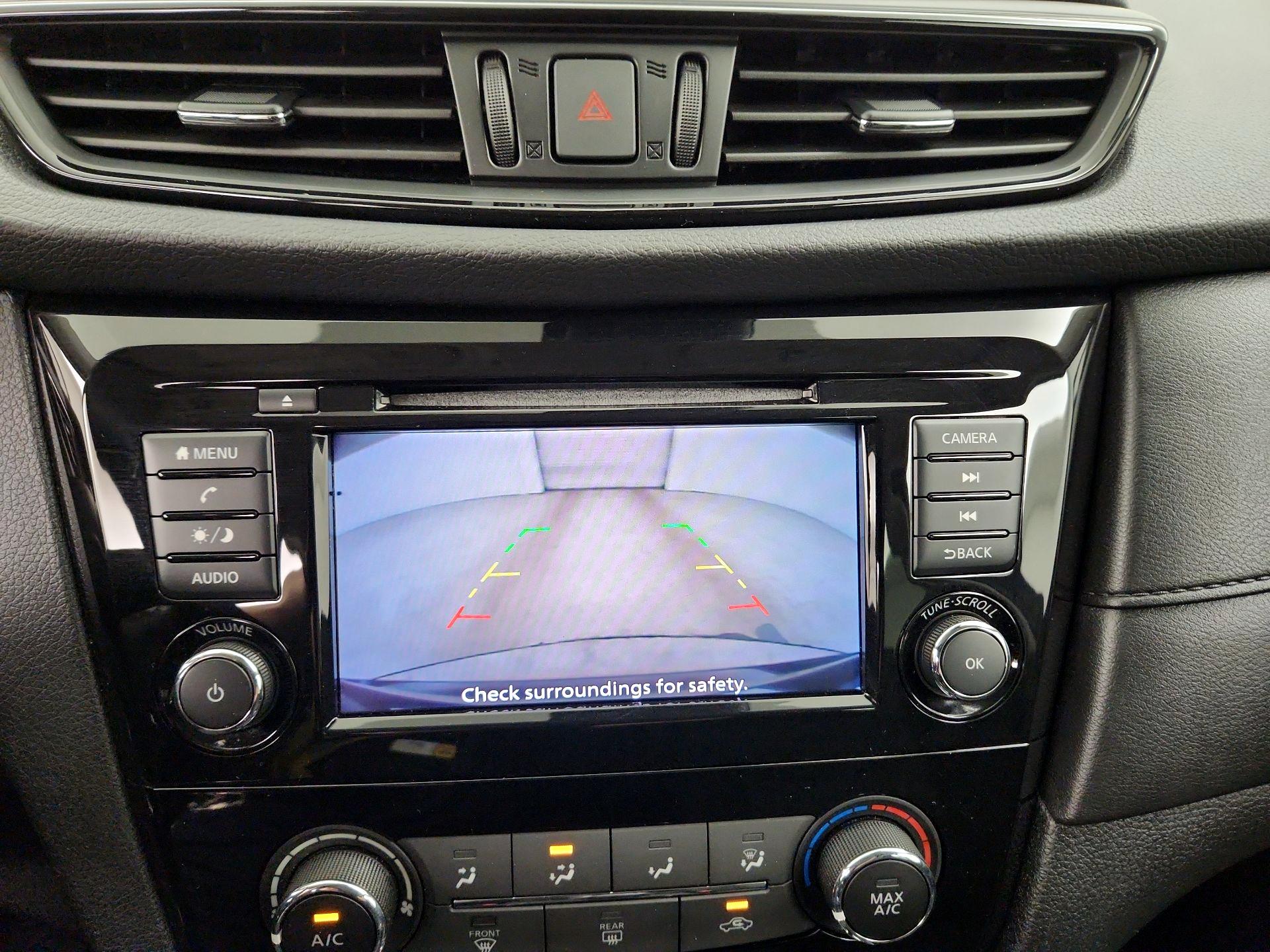 Thumbnail: 2019 Nissan Rogue - 14