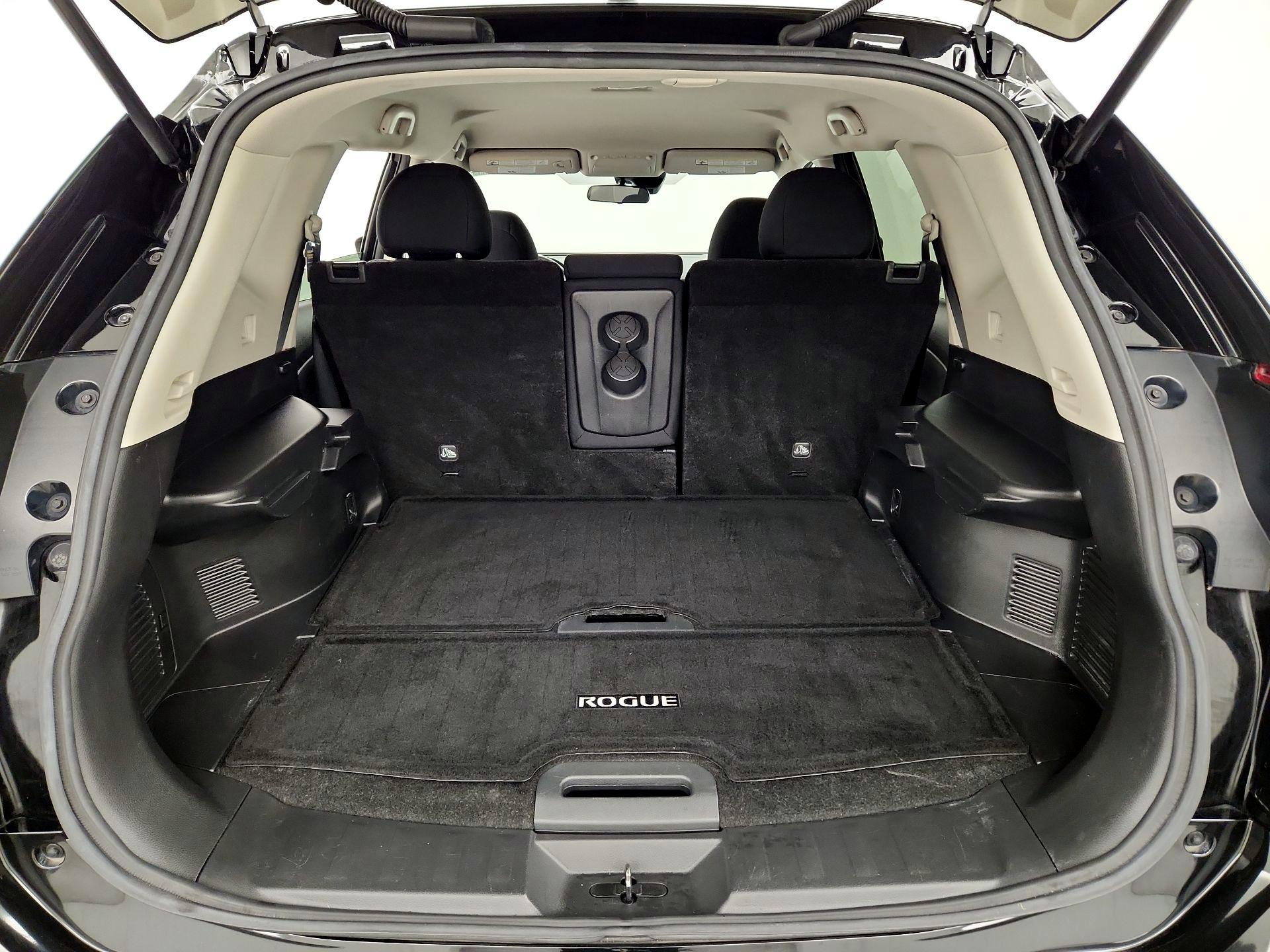 Thumbnail: 2019 Nissan Rogue - 20