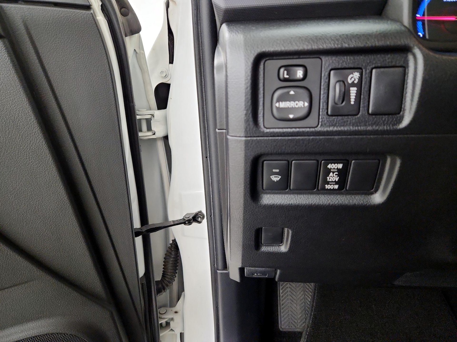 2019 Toyota 4Runner SR5 Premium - Photo 14