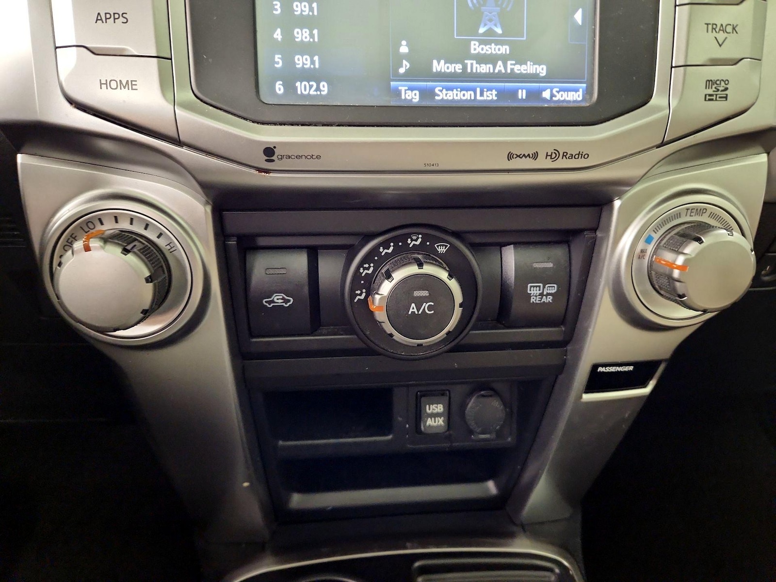 2019 Toyota 4Runner SR5 Premium - Photo 18