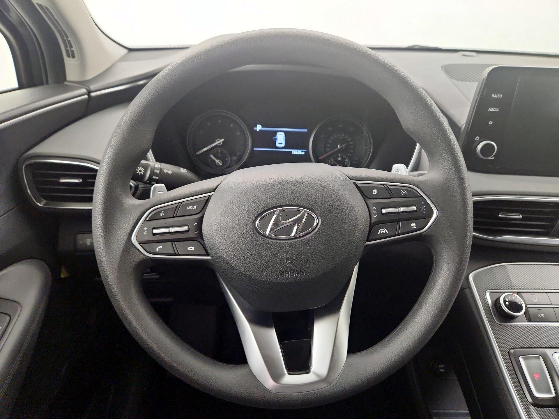 Thumbnail: 2023 Hyundai Santa Fe - 10