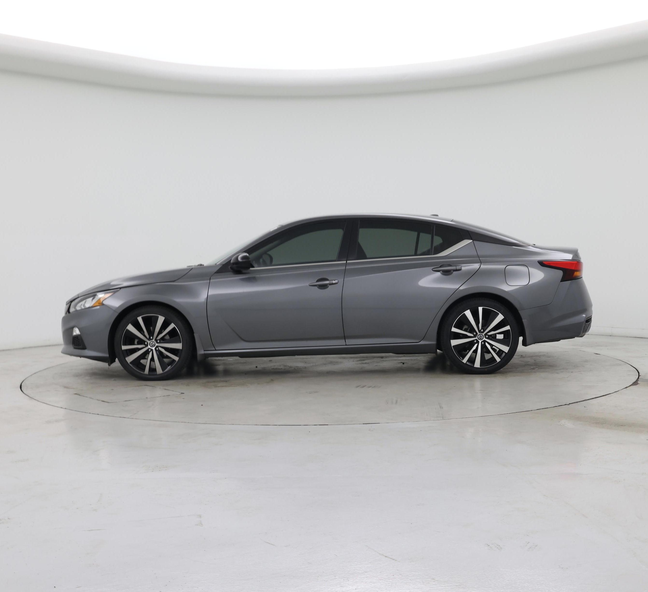 Thumbnail: 2022 Nissan Altima - 3