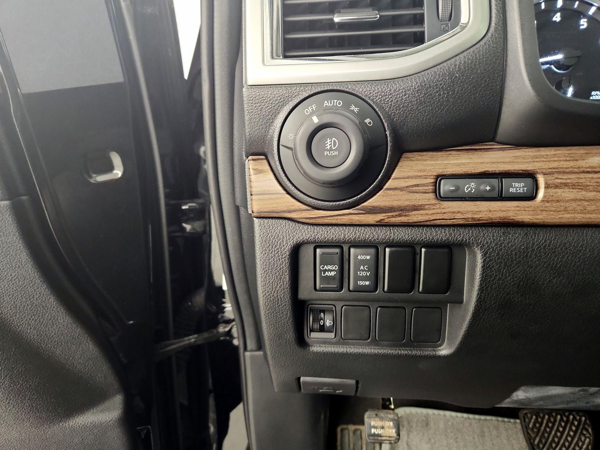 Thumbnail: 2020 Nissan Titan - 13