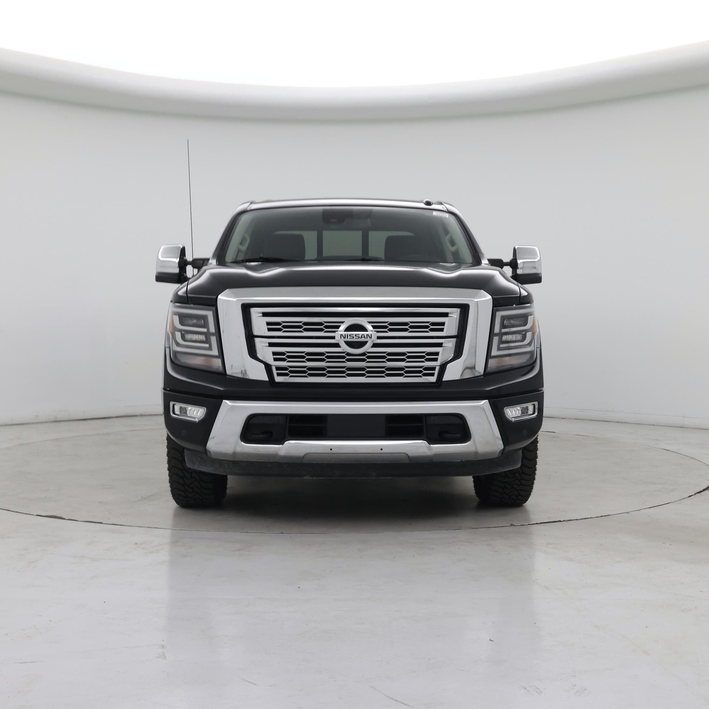 Thumbnail: 2020 Nissan Titan - 5