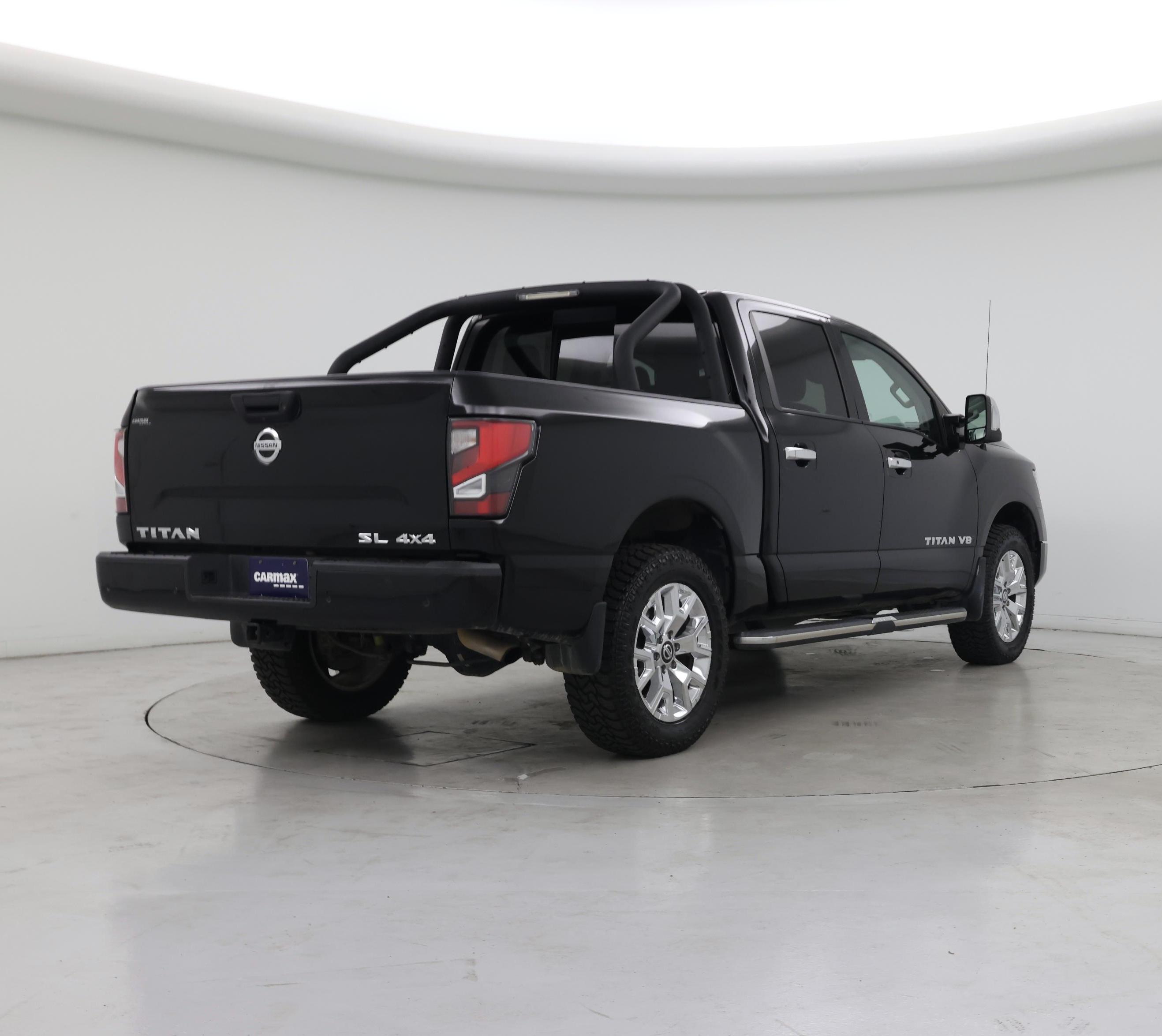 Thumbnail: 2020 Nissan Titan - 8
