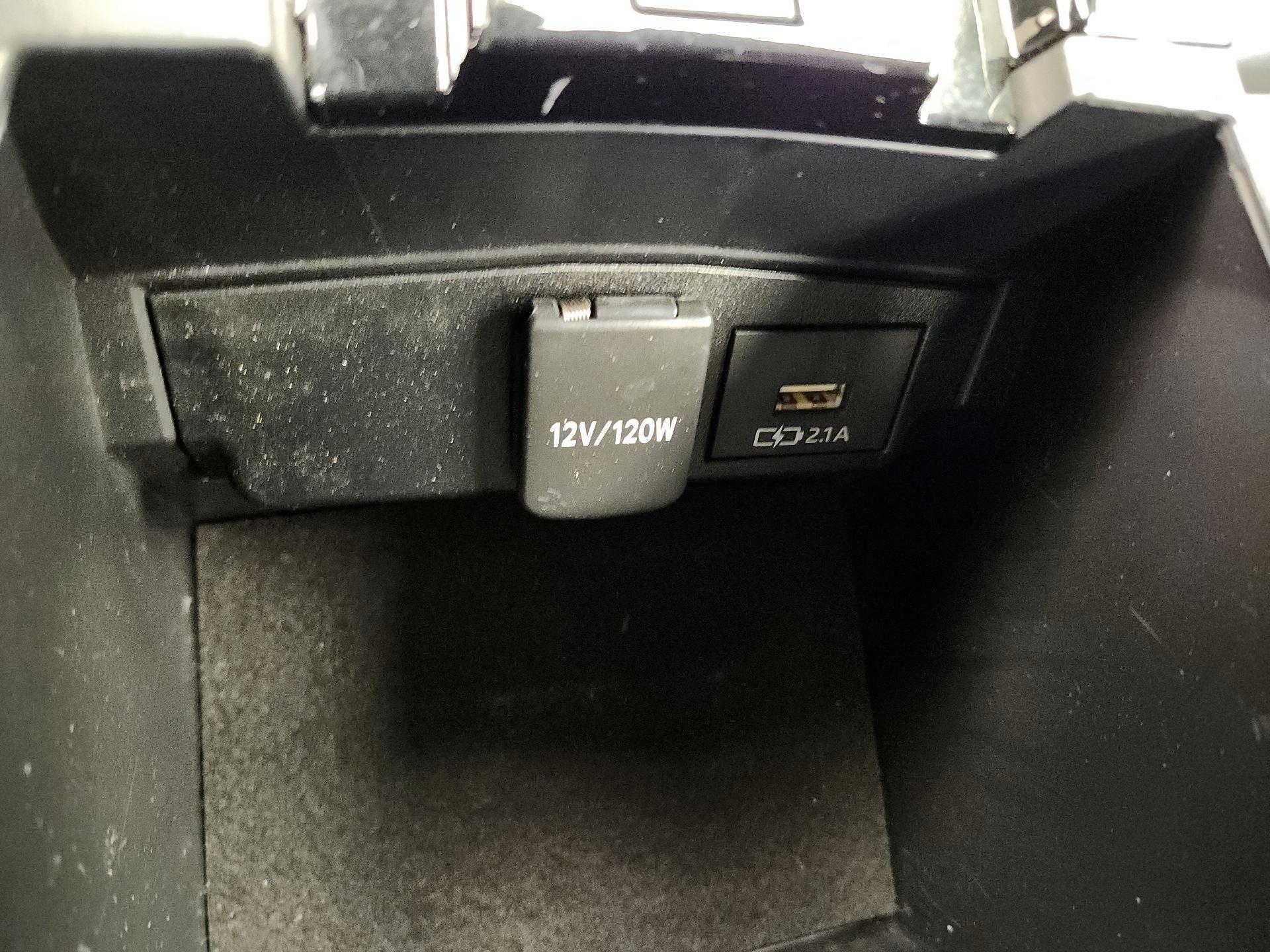 Thumbnail: 2020 Toyota Corolla - 18