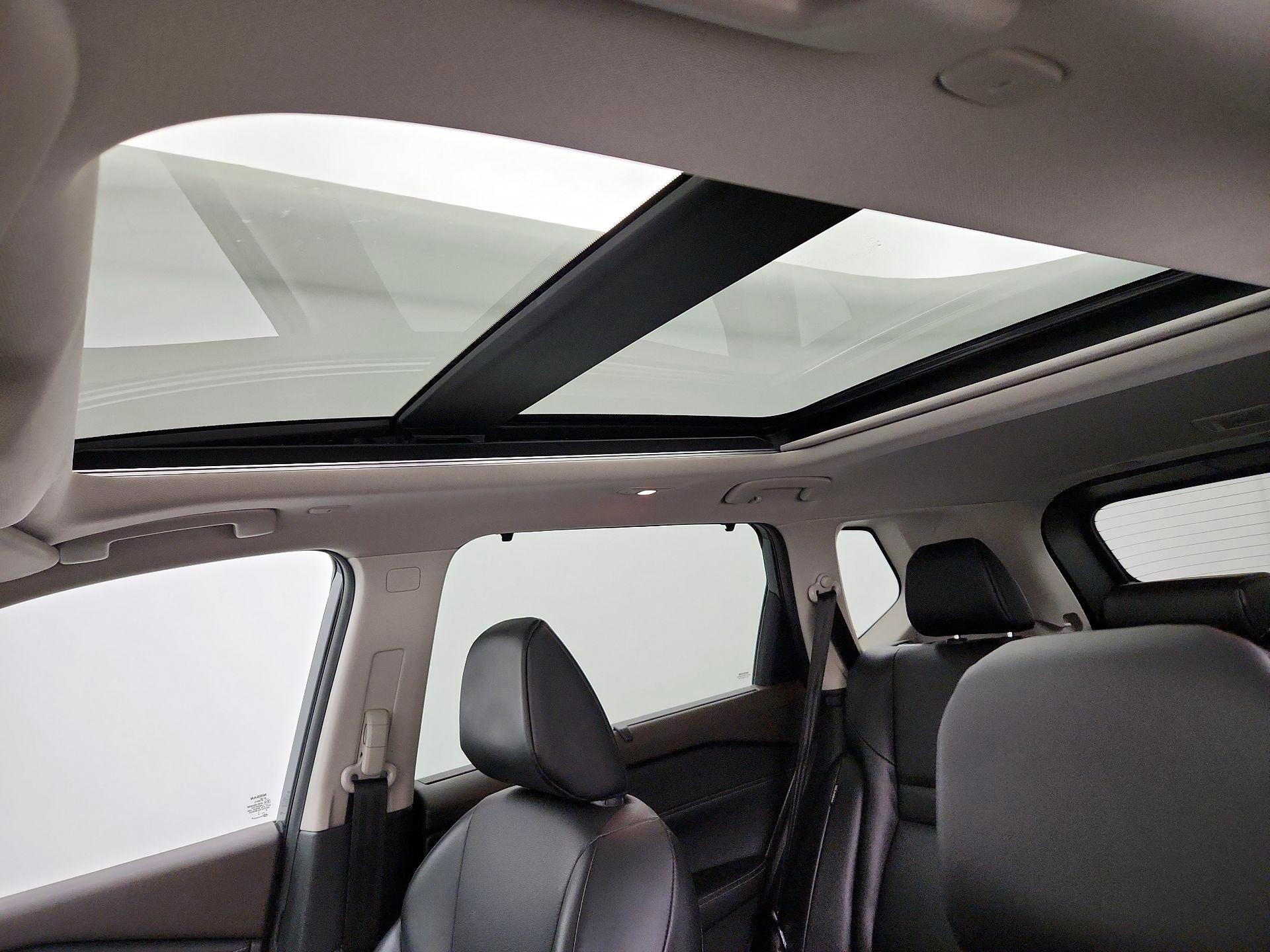 Thumbnail: 2022 Nissan Rogue - 19