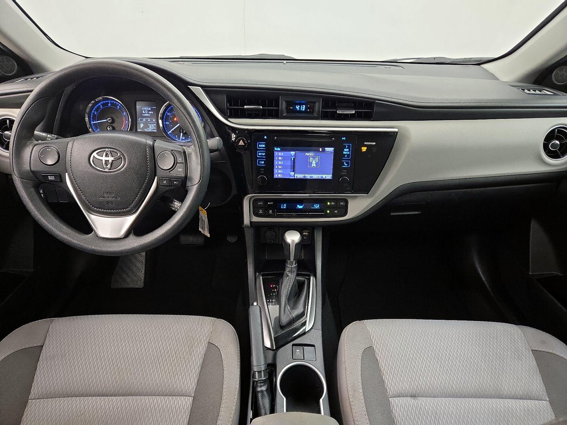 Thumbnail: 2017 Toyota Corolla - 9