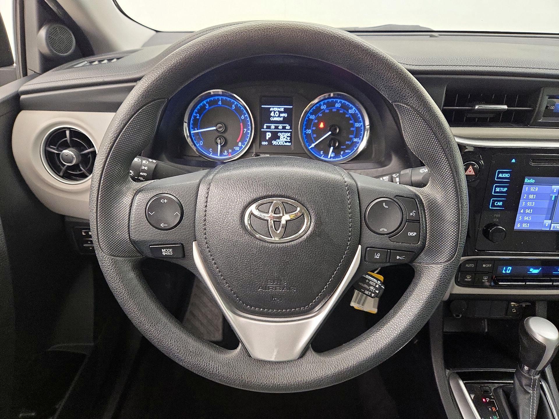 Thumbnail: 2017 Toyota Corolla - 10