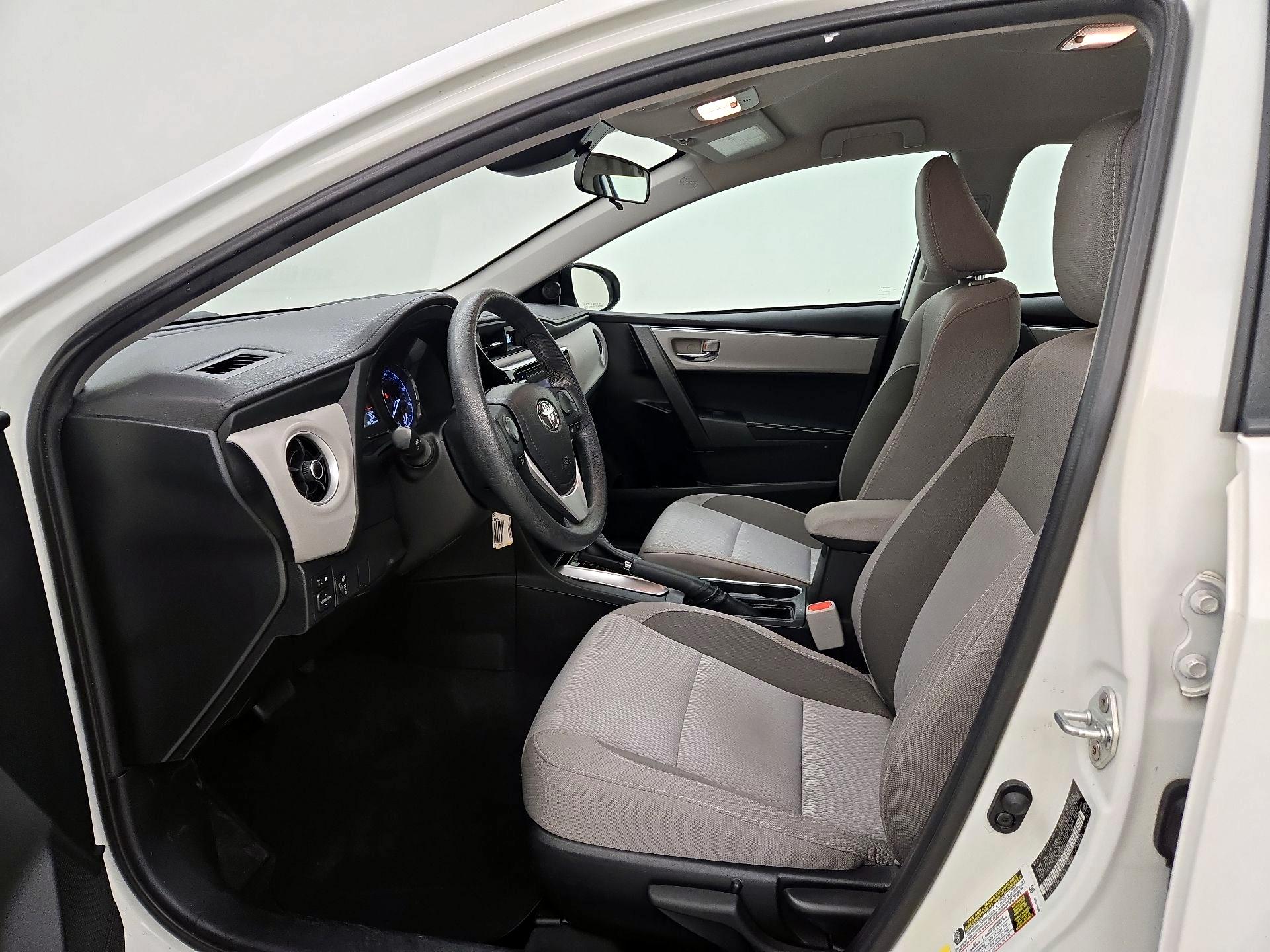 Thumbnail: 2017 Toyota Corolla - 11