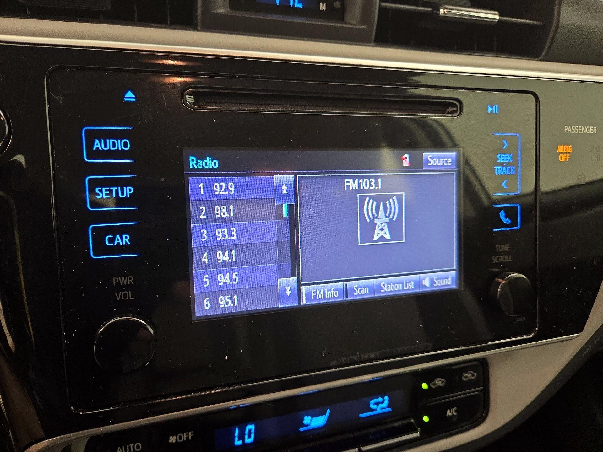 Thumbnail: 2017 Toyota Corolla - 15