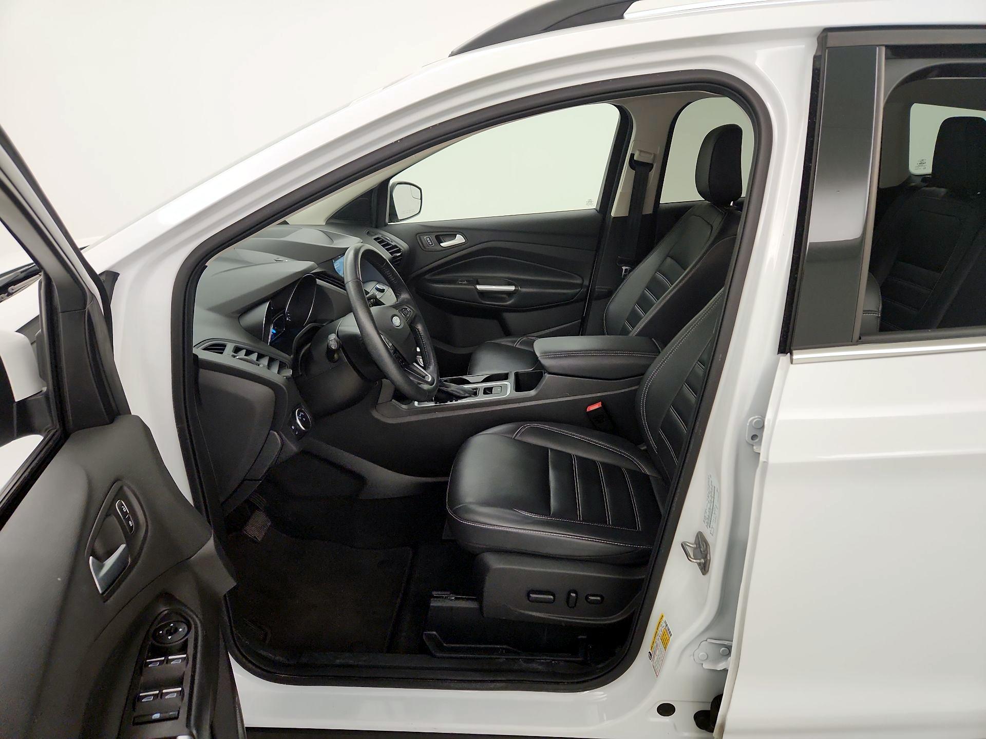 Thumbnail: 2019 Ford Escape - 11