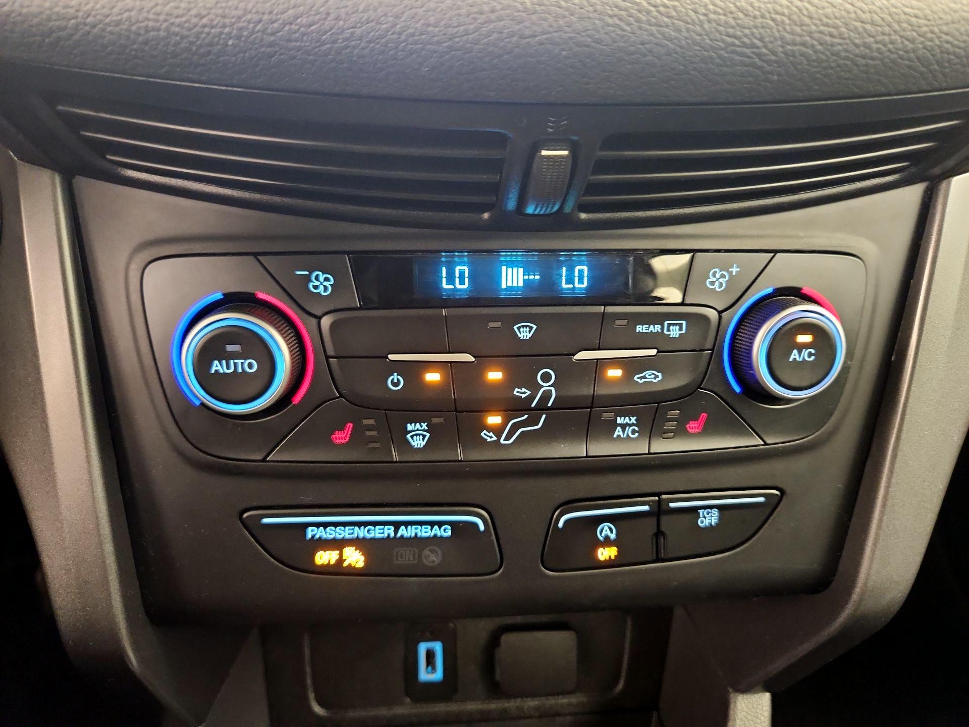 Thumbnail: 2019 Ford Escape - 16