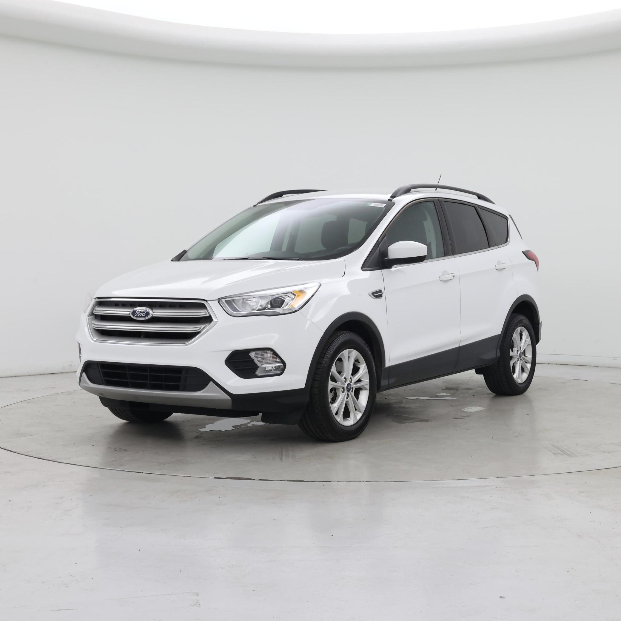 Thumbnail: 2019 Ford Escape - 4