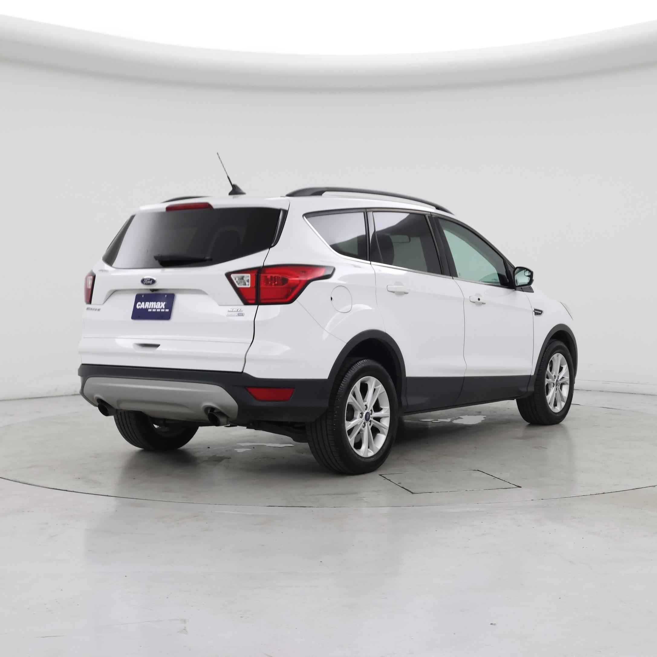 Thumbnail: 2019 Ford Escape - 8