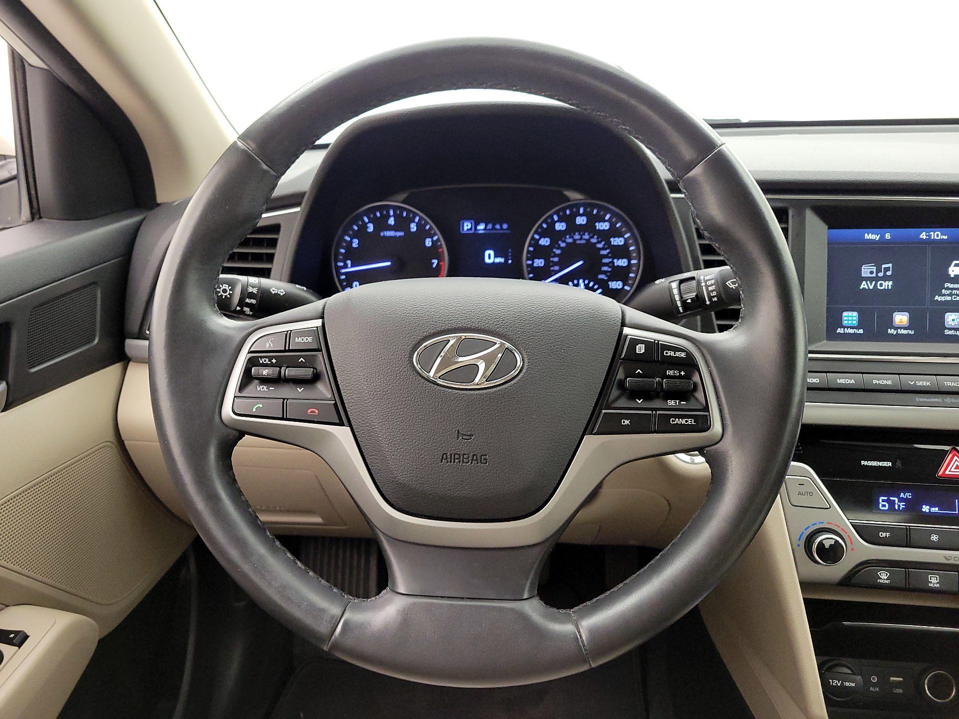 Thumbnail: 2017 Hyundai Elantra - 10