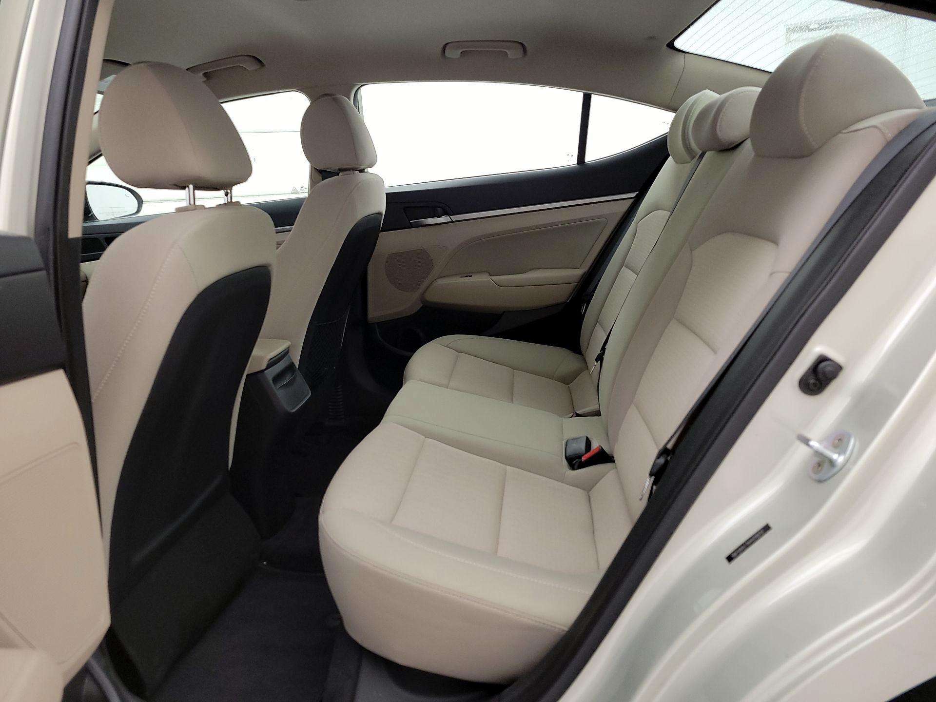Thumbnail: 2017 Hyundai Elantra - 19