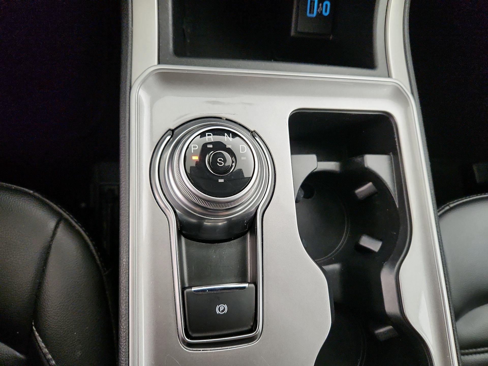 Thumbnail: 2024 Ford Edge - 18