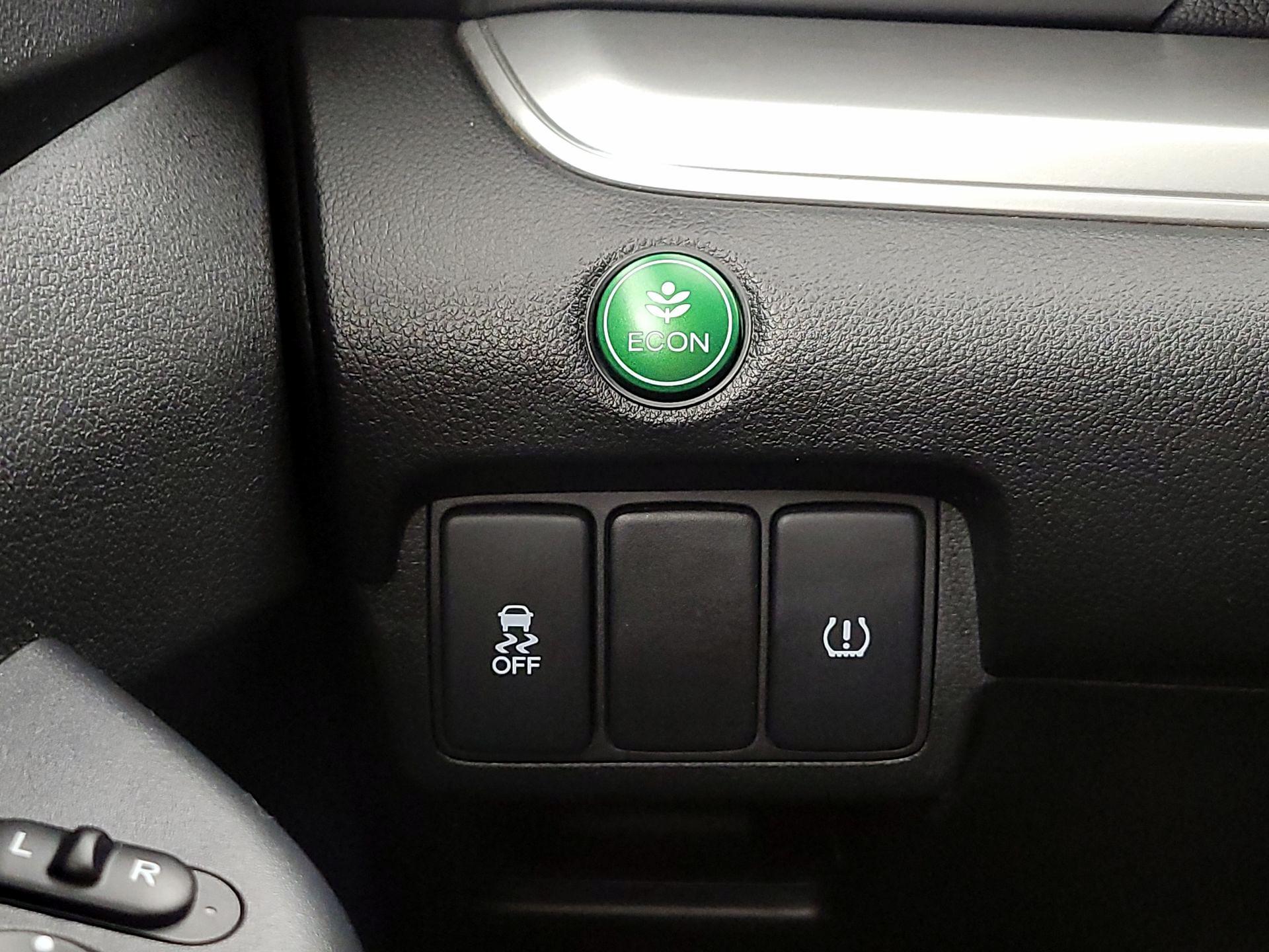 Thumbnail: 2016 Honda CR-V - 13