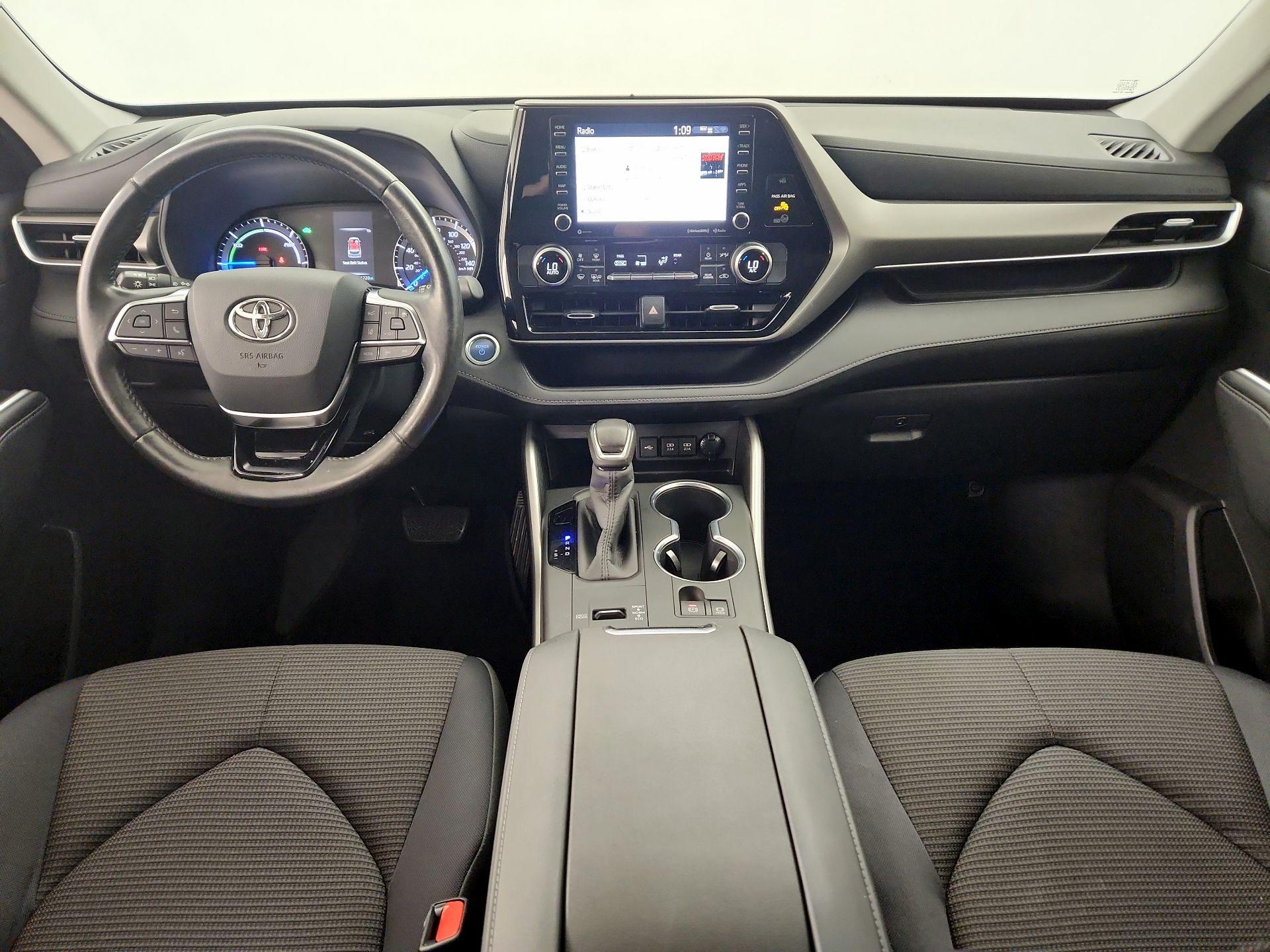 Thumbnail: 2020 Toyota Highlander - 9