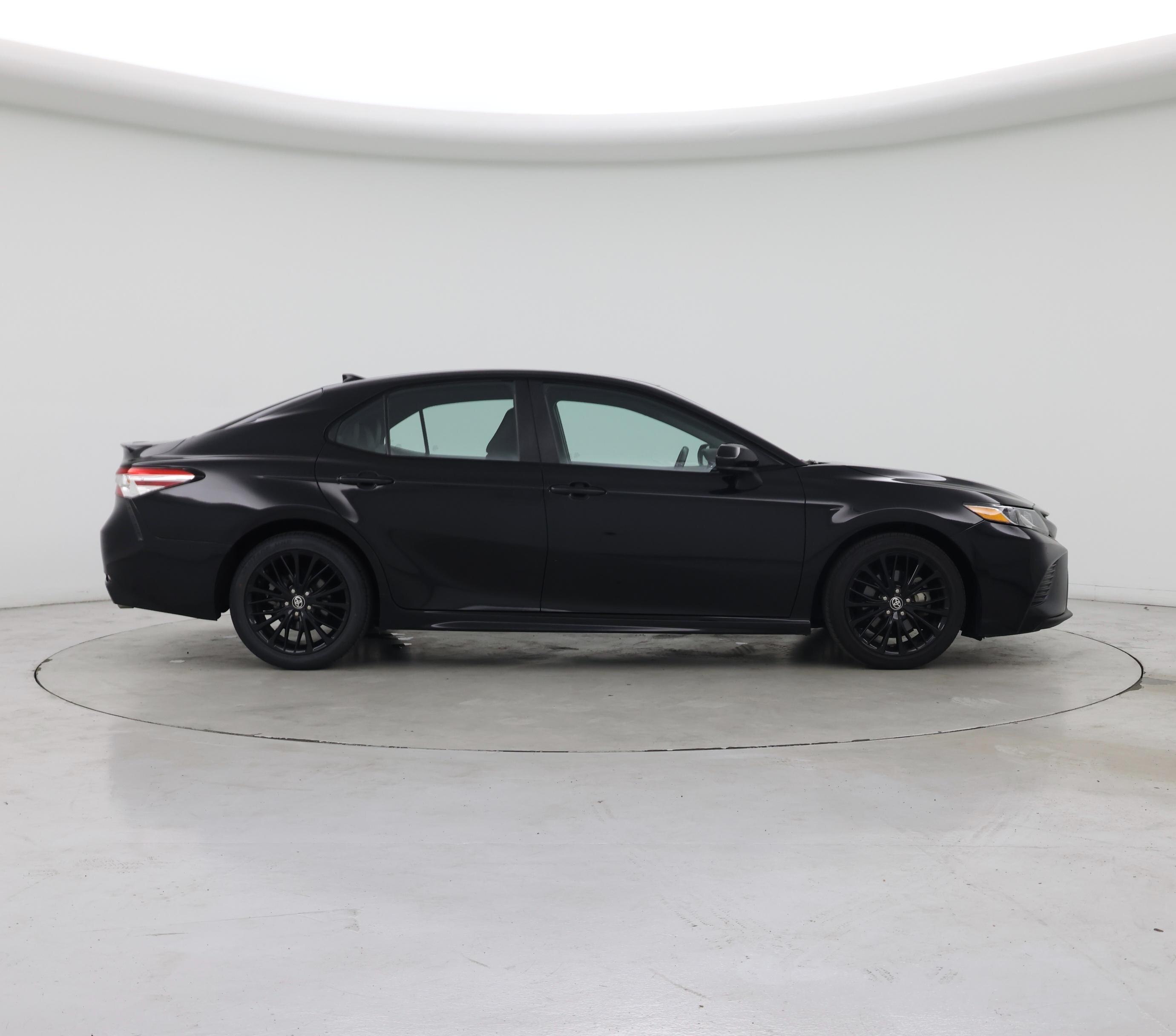 Thumbnail: 2020 Toyota Camry - 7
