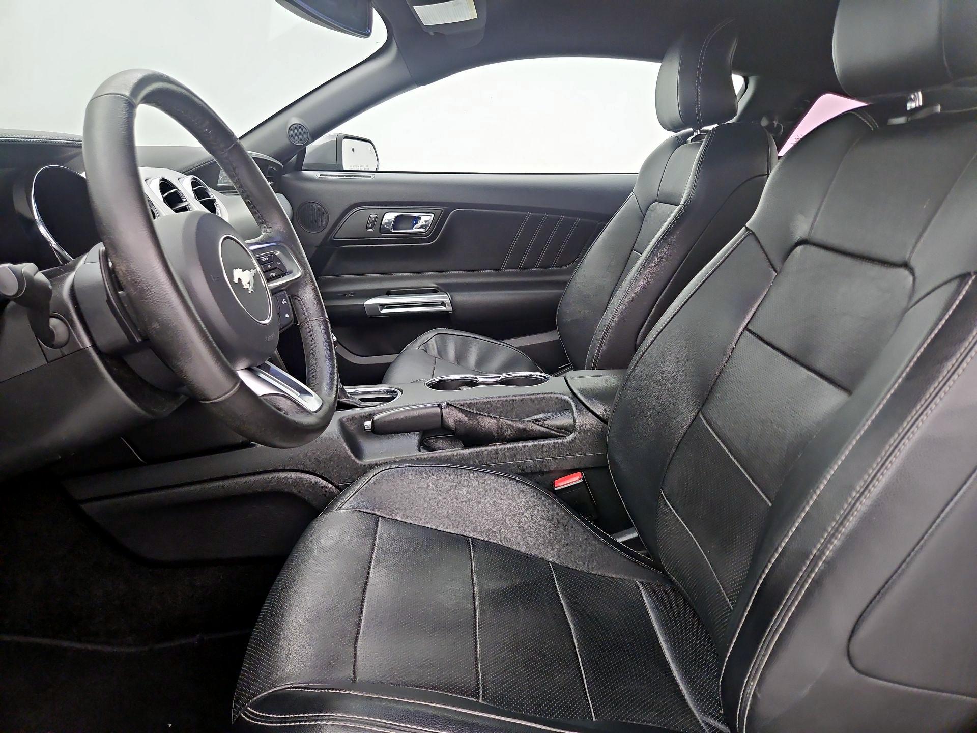 Thumbnail: 2015 Ford Mustang - 9