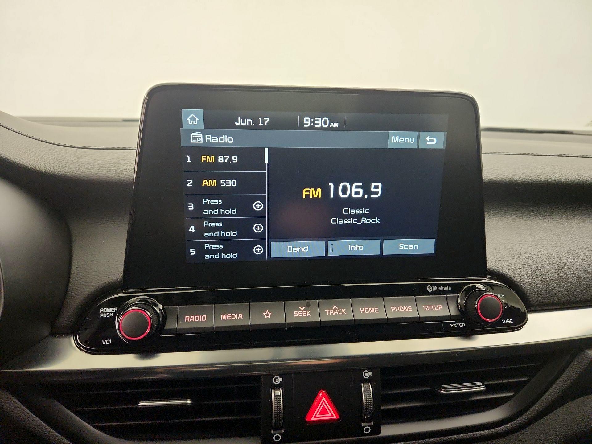 Thumbnail: 2021 Kia Forte - 15