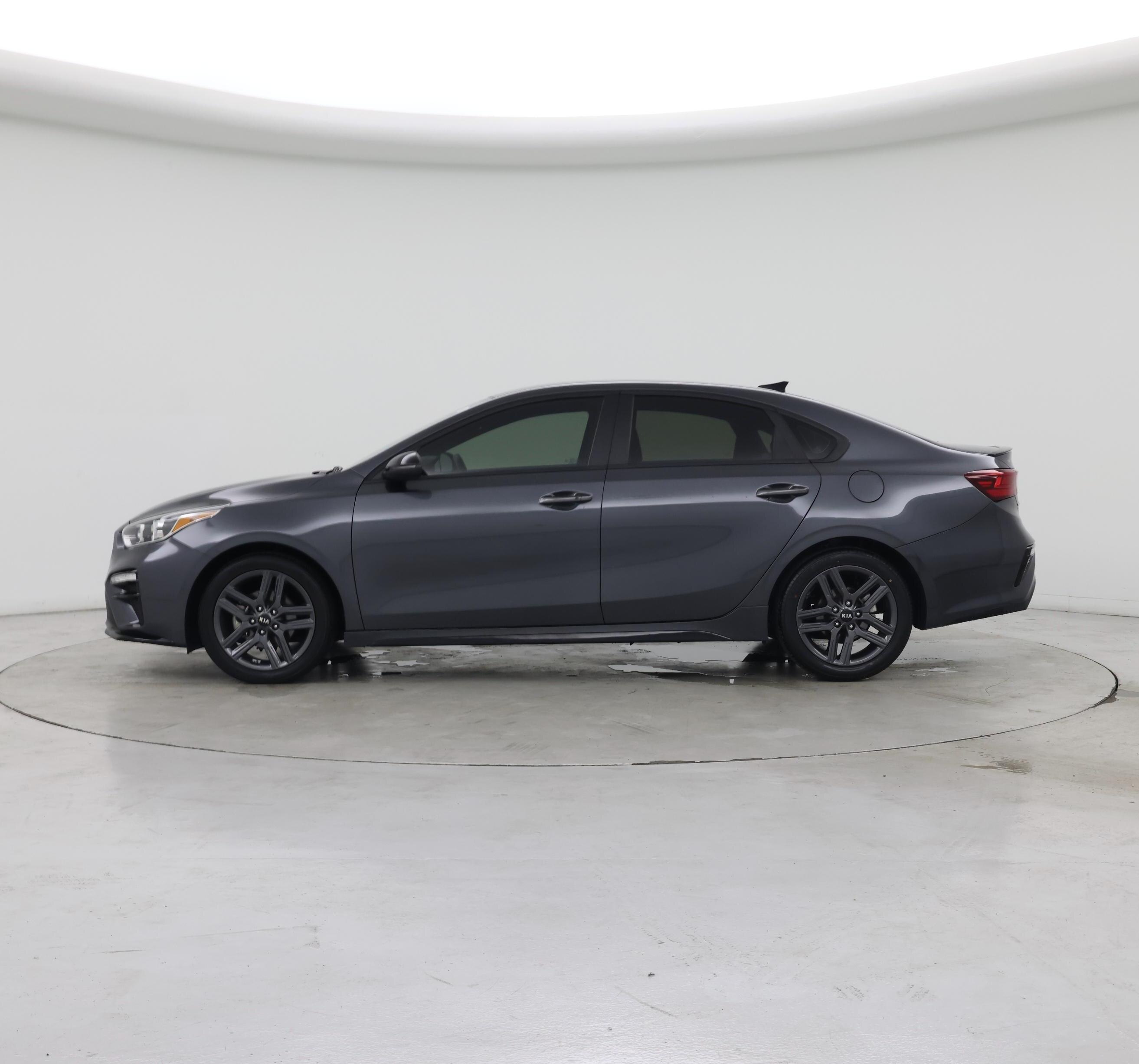 Thumbnail: 2021 Kia Forte - 3