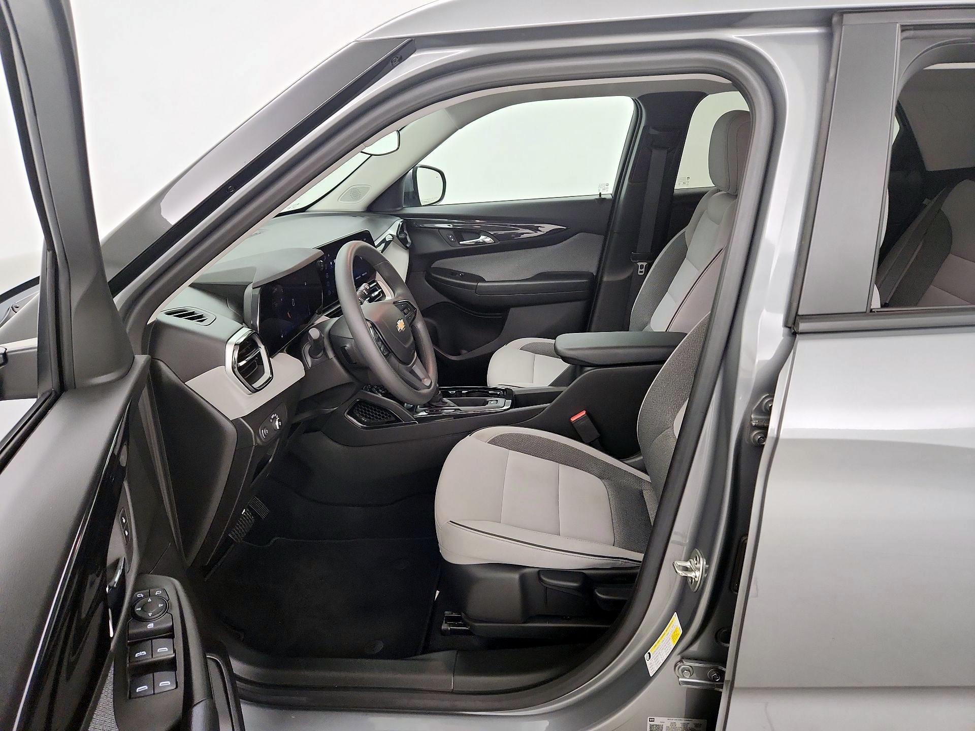 Thumbnail: 2024 Chevrolet TrailBlazer - 11