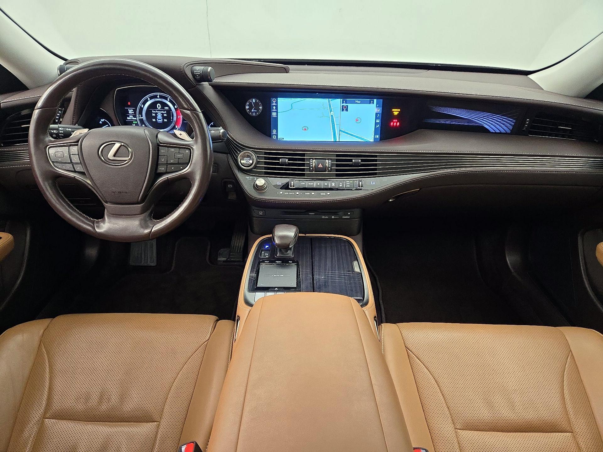 Thumbnail: 2020 Lexus LS - 9
